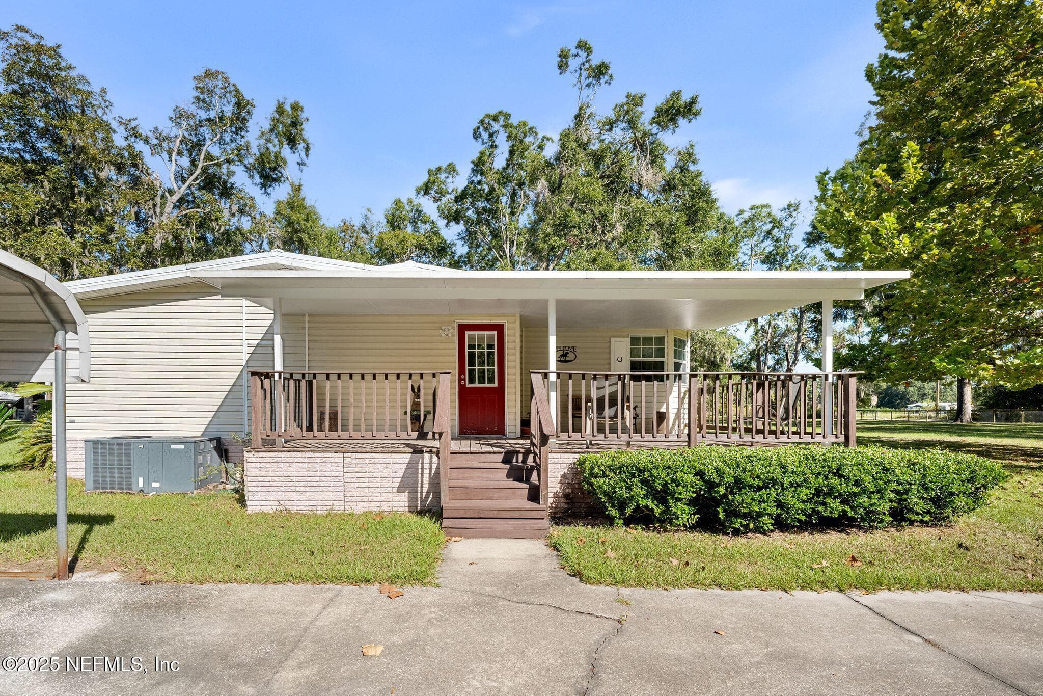 Photo 16 of 27061 29TH Road, Branford, FL 32008