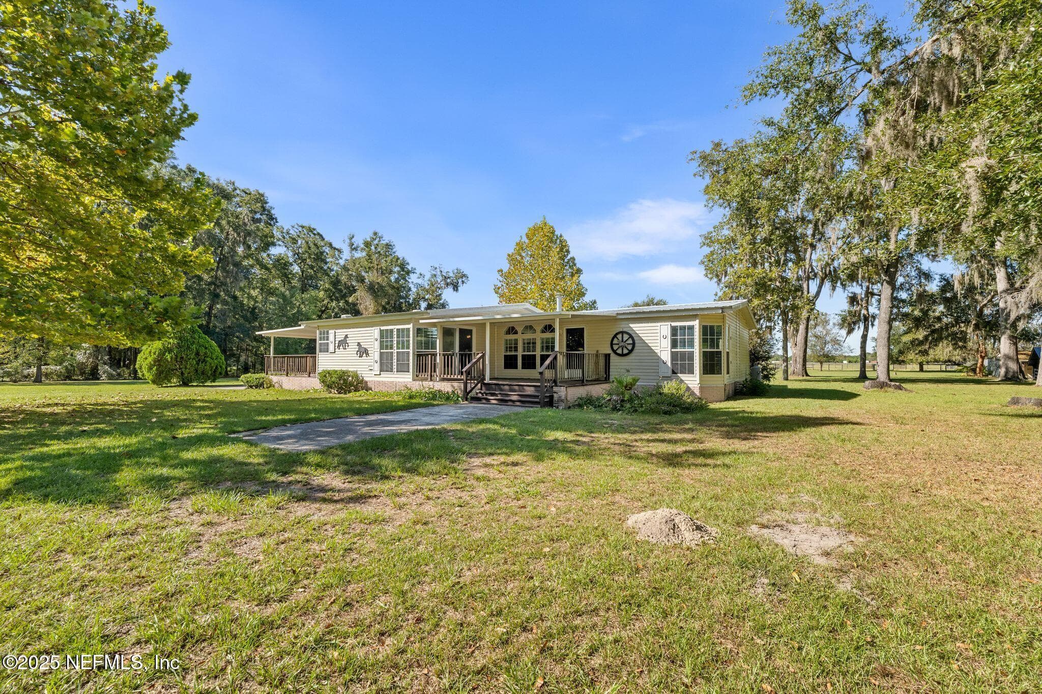 Photo 18 of 27061 29TH Road, Branford, FL 32008