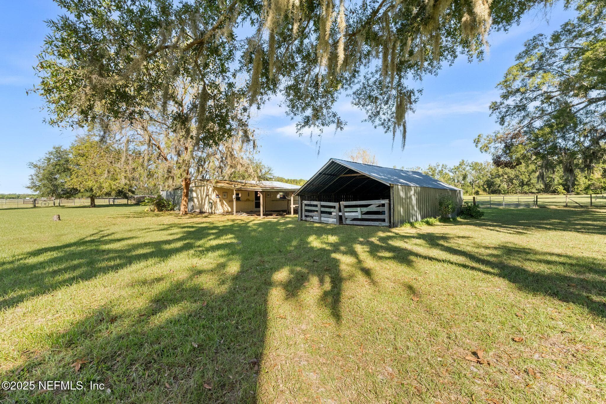 Photo 6 of 27061 29TH Road, Branford, FL 32008