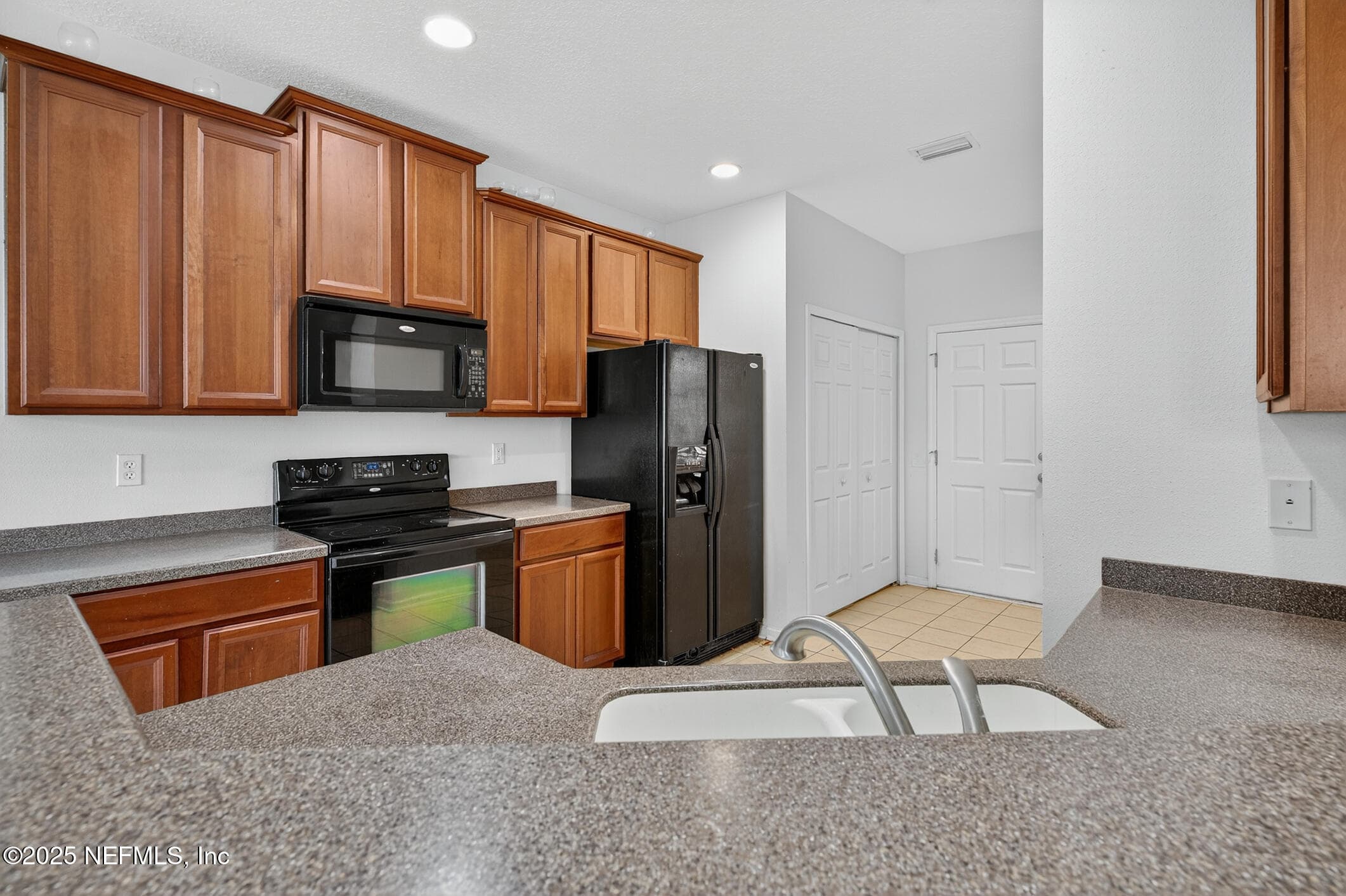 Photo 14 of 3880 BUCKTHORNE Drive C, Orange Park, FL 32065