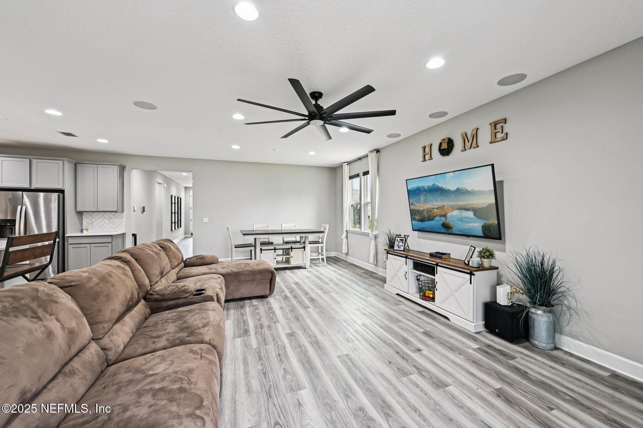 Photo 15 of 1847 AMBERLY Drive, Middleburg, FL 32068