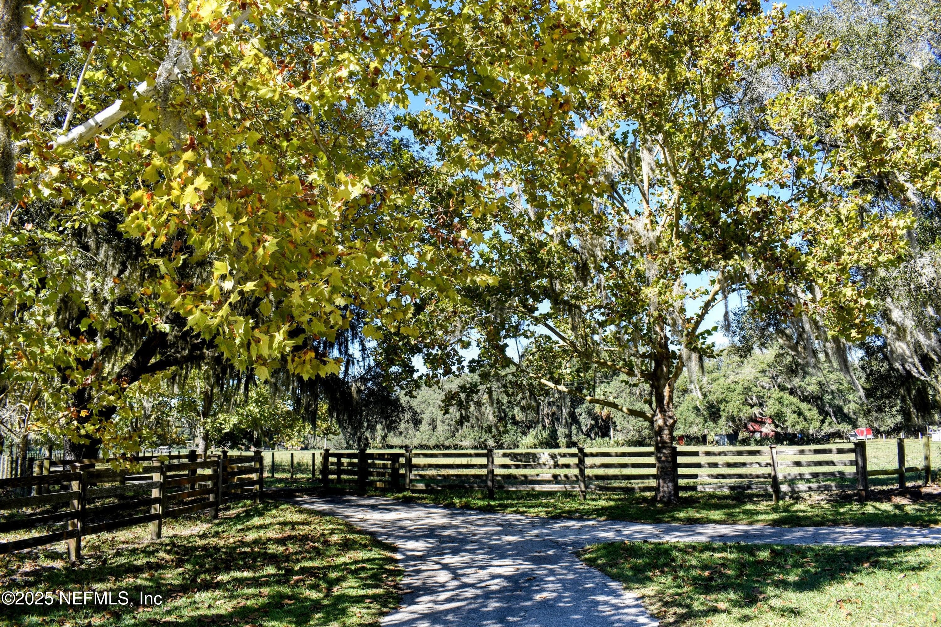Photo 16 of 00 W PENIEL Road, Palatka, FL 32177