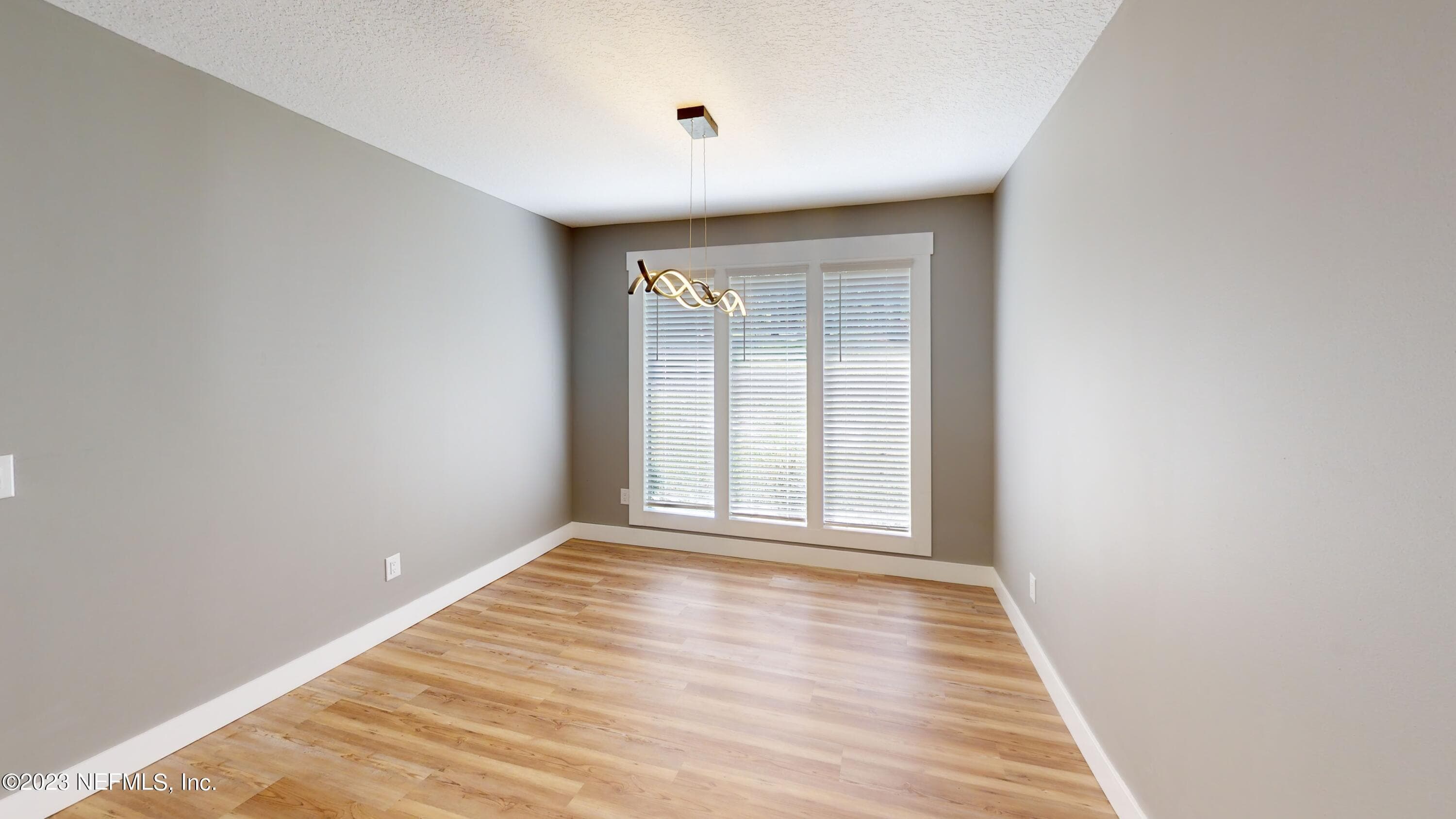 Photo 14 of 703 ARTHUR MOORE Drive, Green Cove Springs, FL 32043