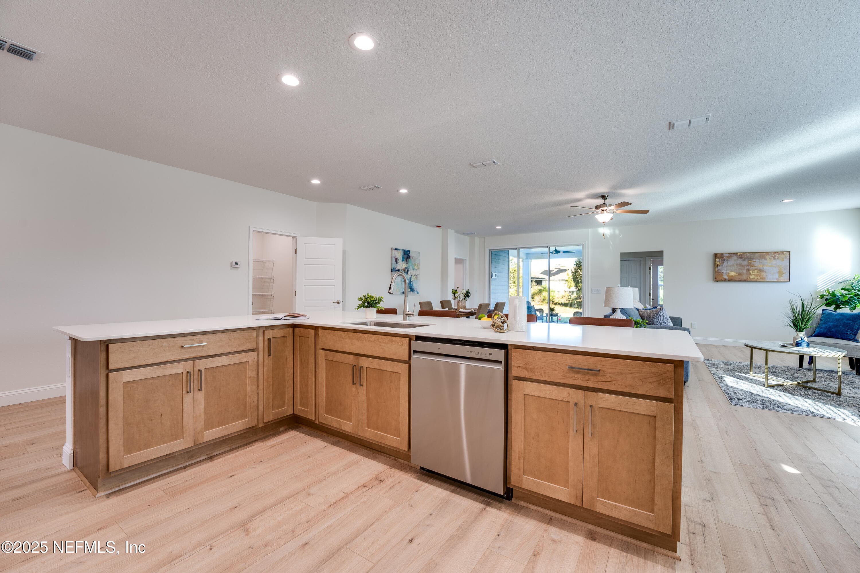 Photo 11 of 15704 NORTHSIDE Drive E, Jacksonville, FL 32218