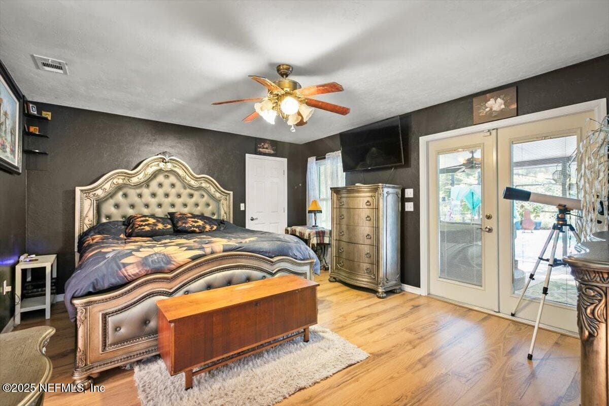 Photo 15 of 407 LAKESHORE Drive, Starke, FL 32091