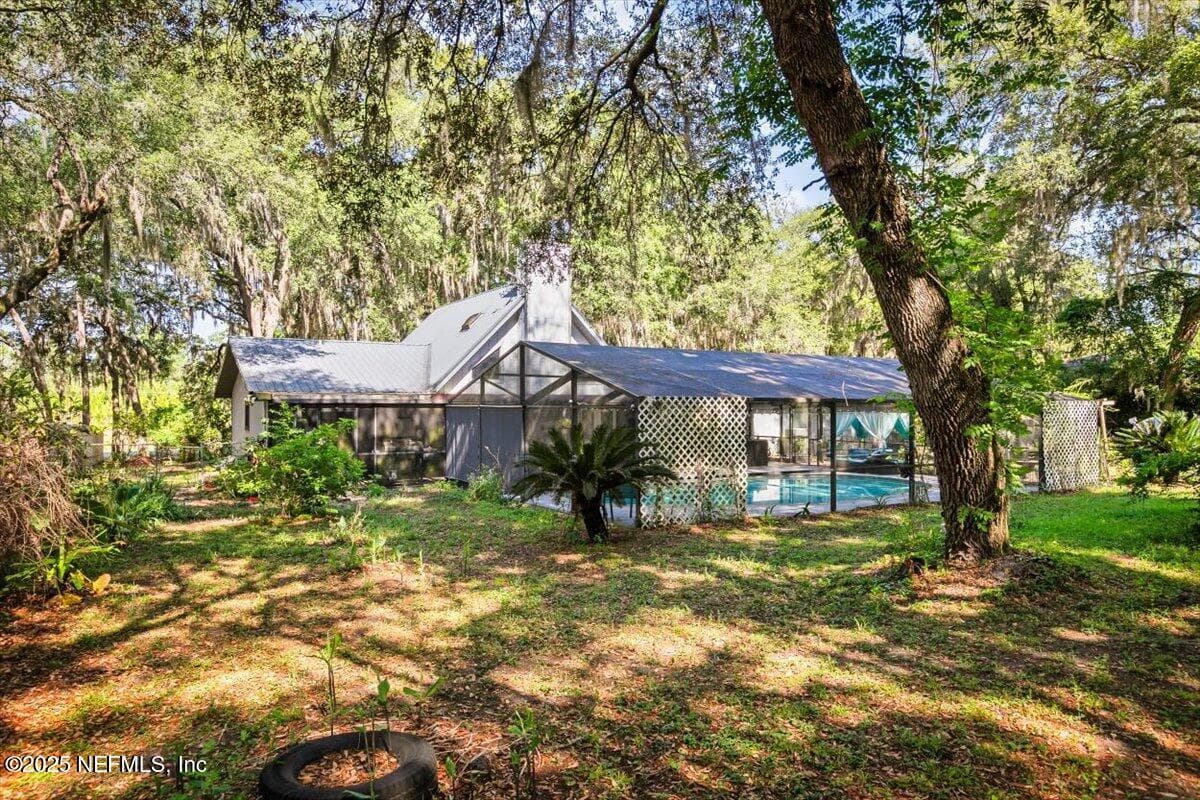 Photo 30 of 407 LAKESHORE Drive, Starke, FL 32091