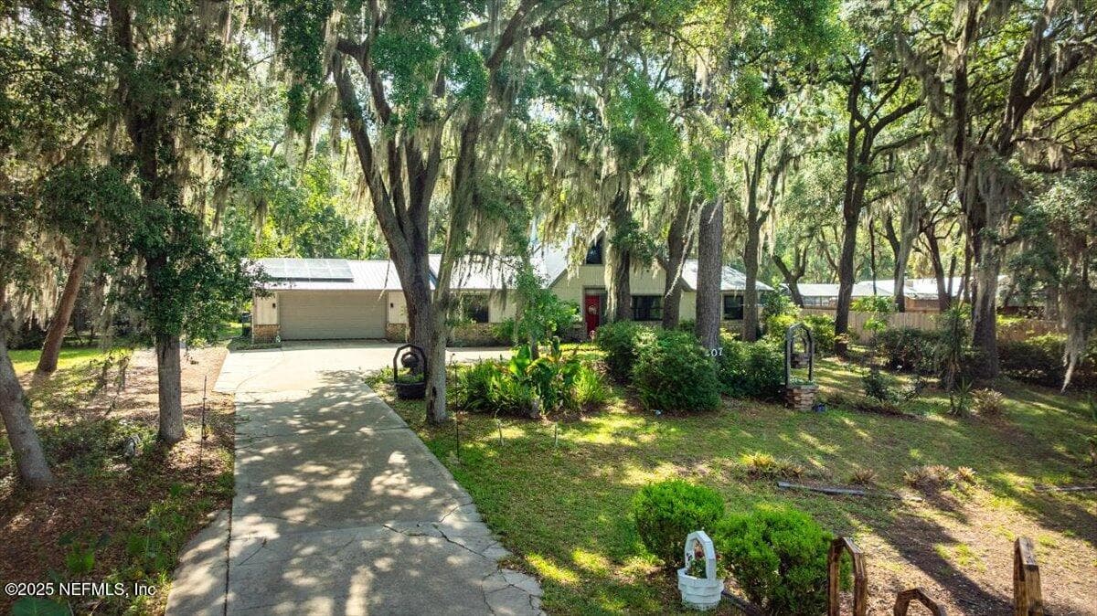 Photo 36 of 407 LAKESHORE Drive, Starke, FL 32091