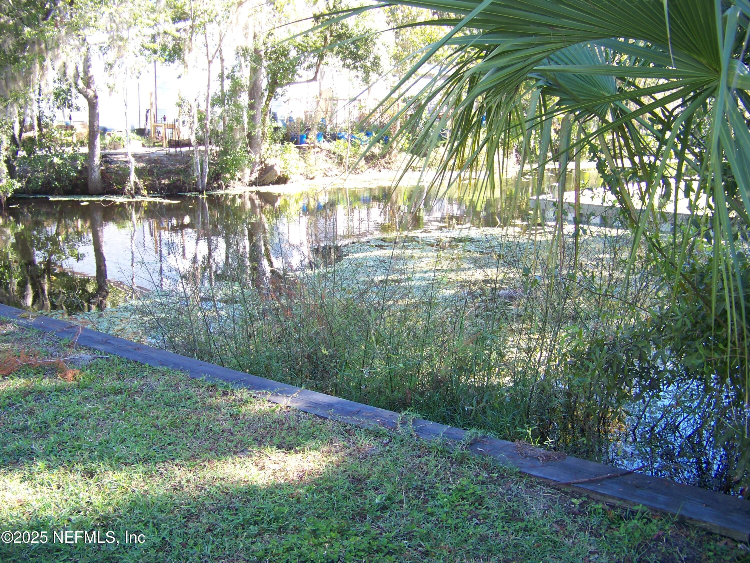 Bulkhead and canal — 118 HICKS Avenue, Crescent City, FL 32112