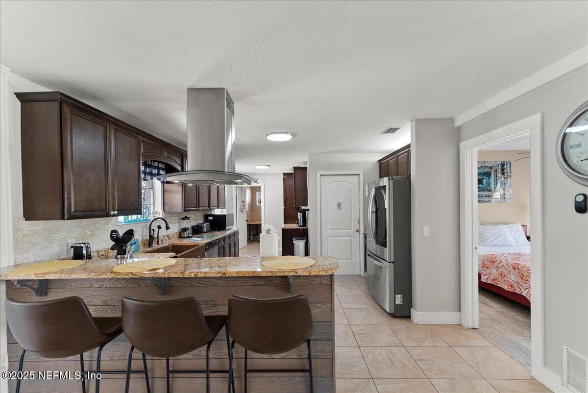 Photo 12 of 3943 EUNICE Road, Jacksonville, FL 32250