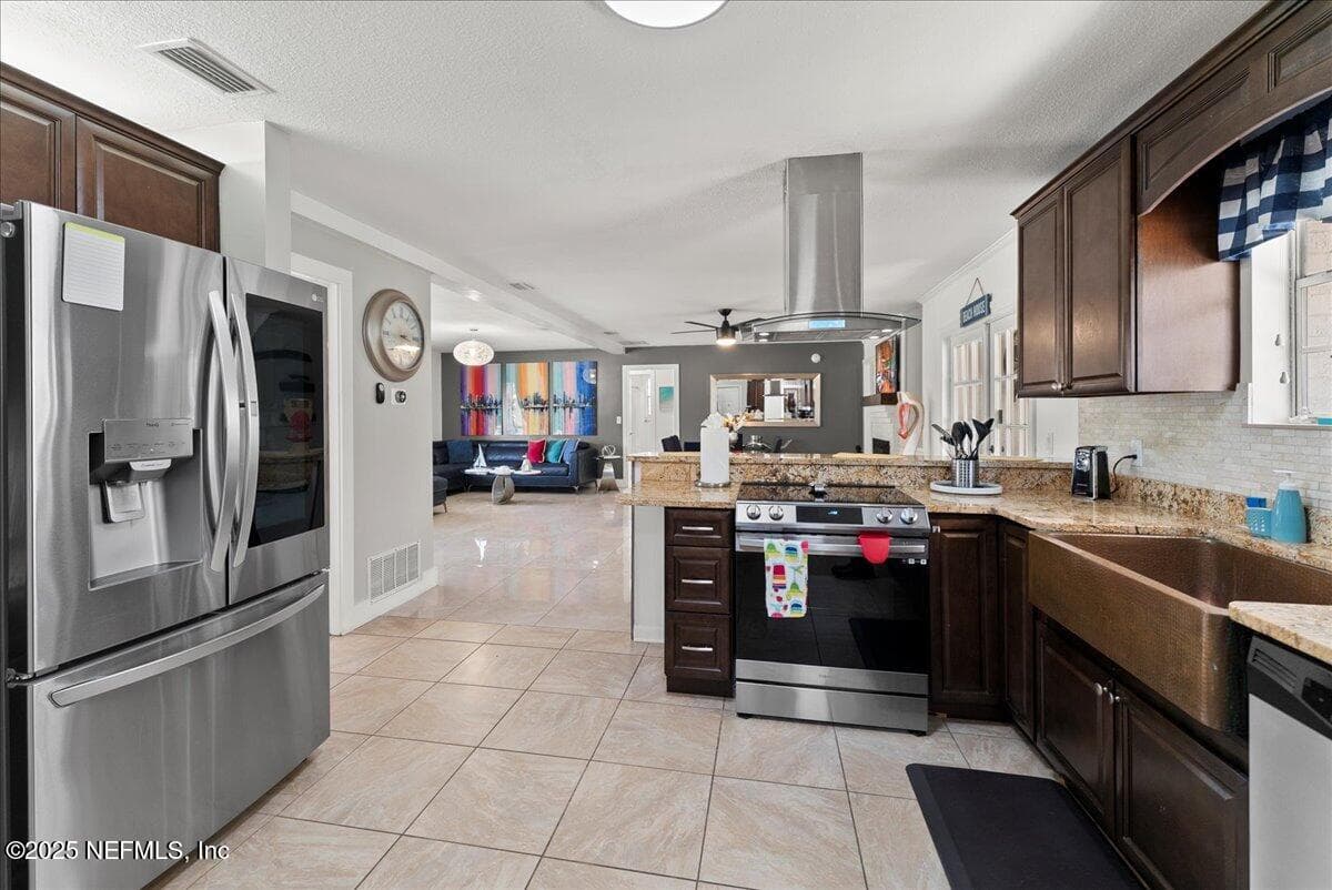 Photo 11 of 3943 EUNICE Road, Jacksonville, FL 32250
