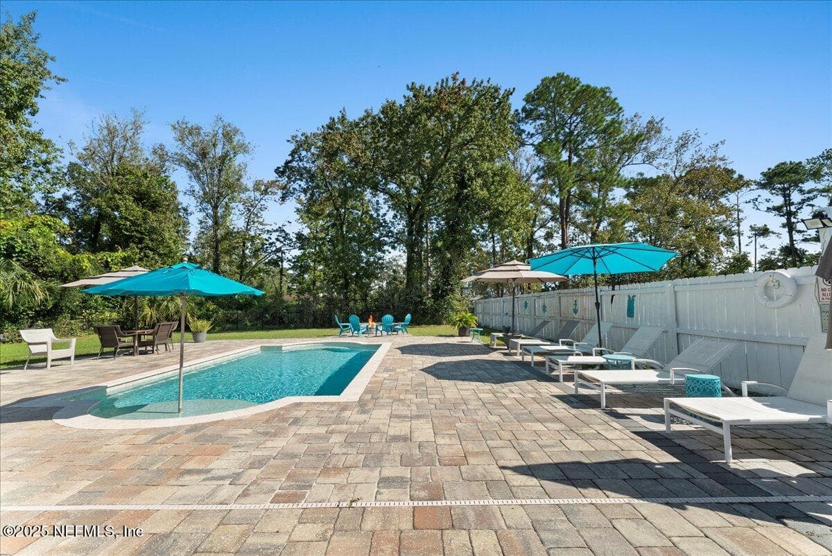 Photo 33 of 3943 EUNICE Road, Jacksonville, FL 32250