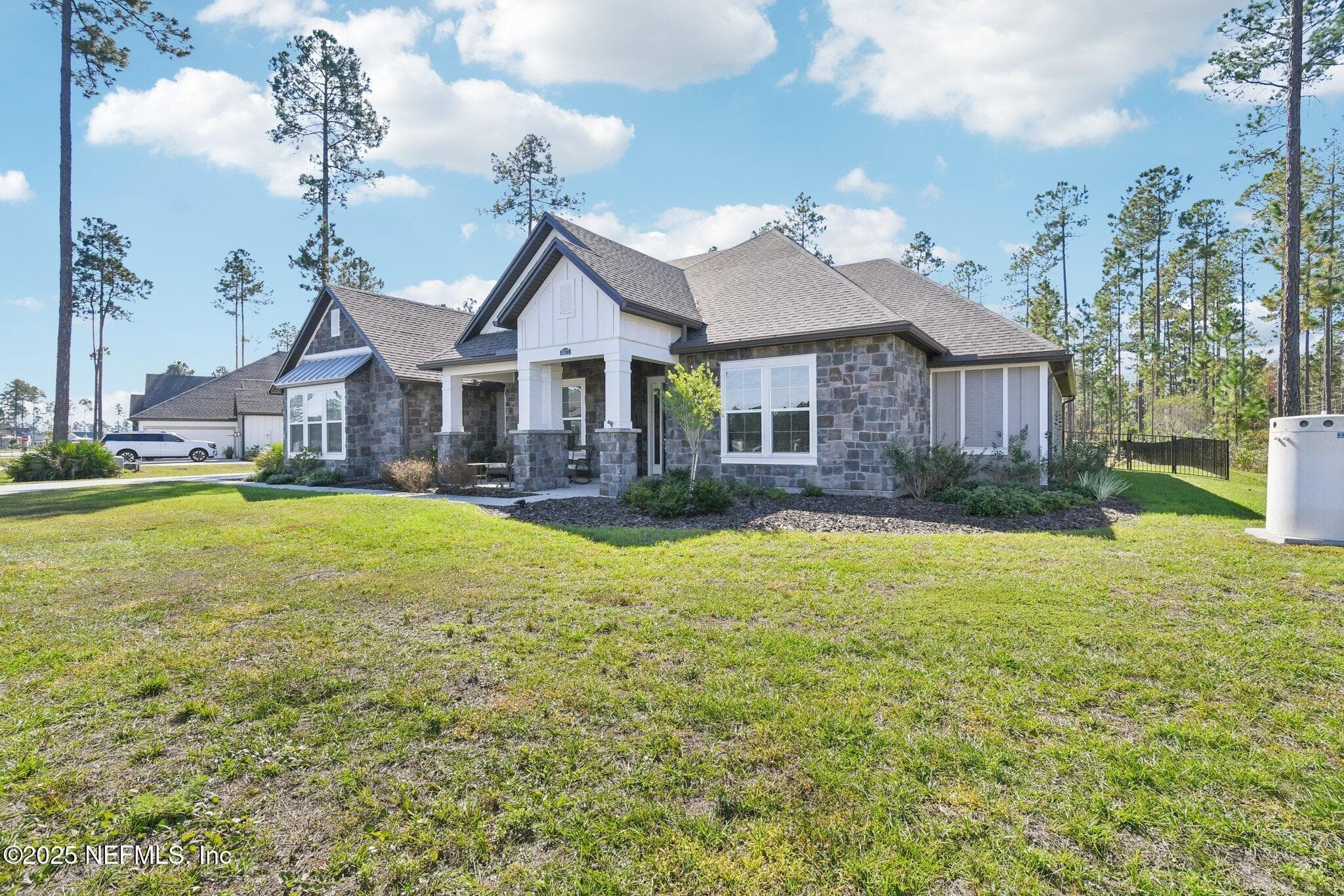 Photo 5 of 36273 SUGAR Court, Hilliard, FL 32046