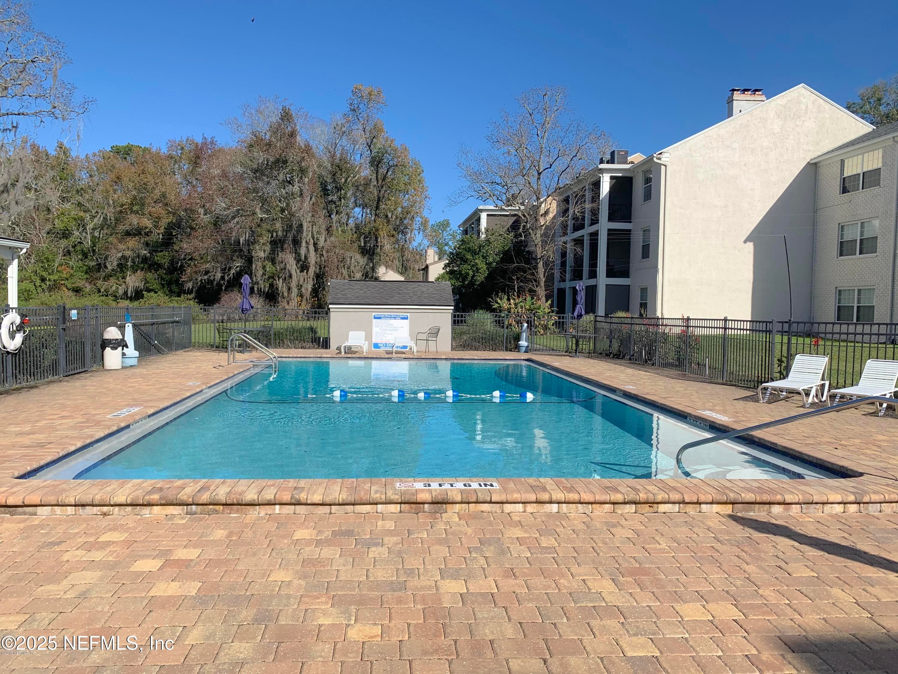 Photo 12 of 4320 PLAZA GATE Lane 302, Jacksonville, FL 32217