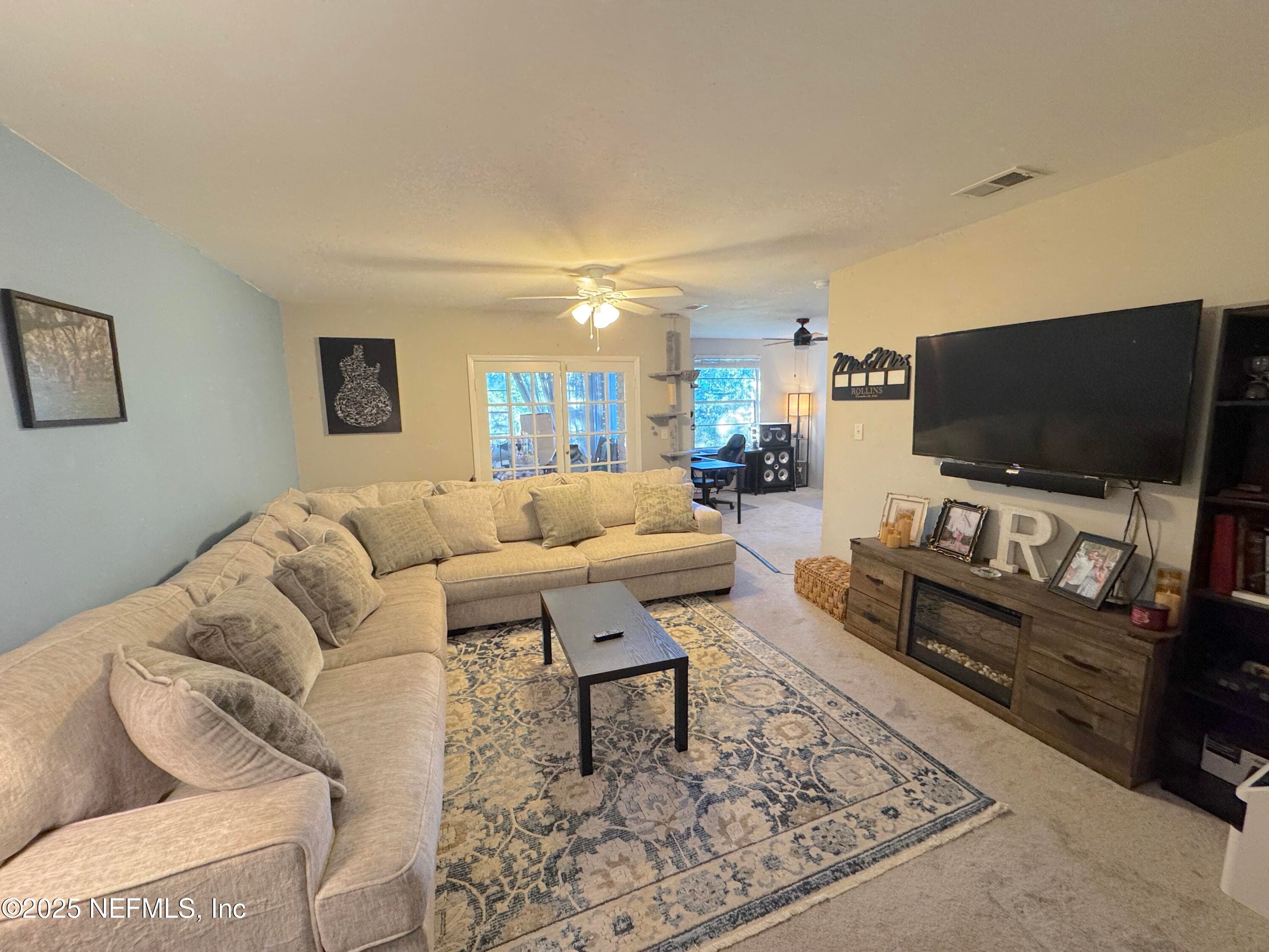 Photo 3 of 4320 PLAZA GATE Lane 302, Jacksonville, FL 32217