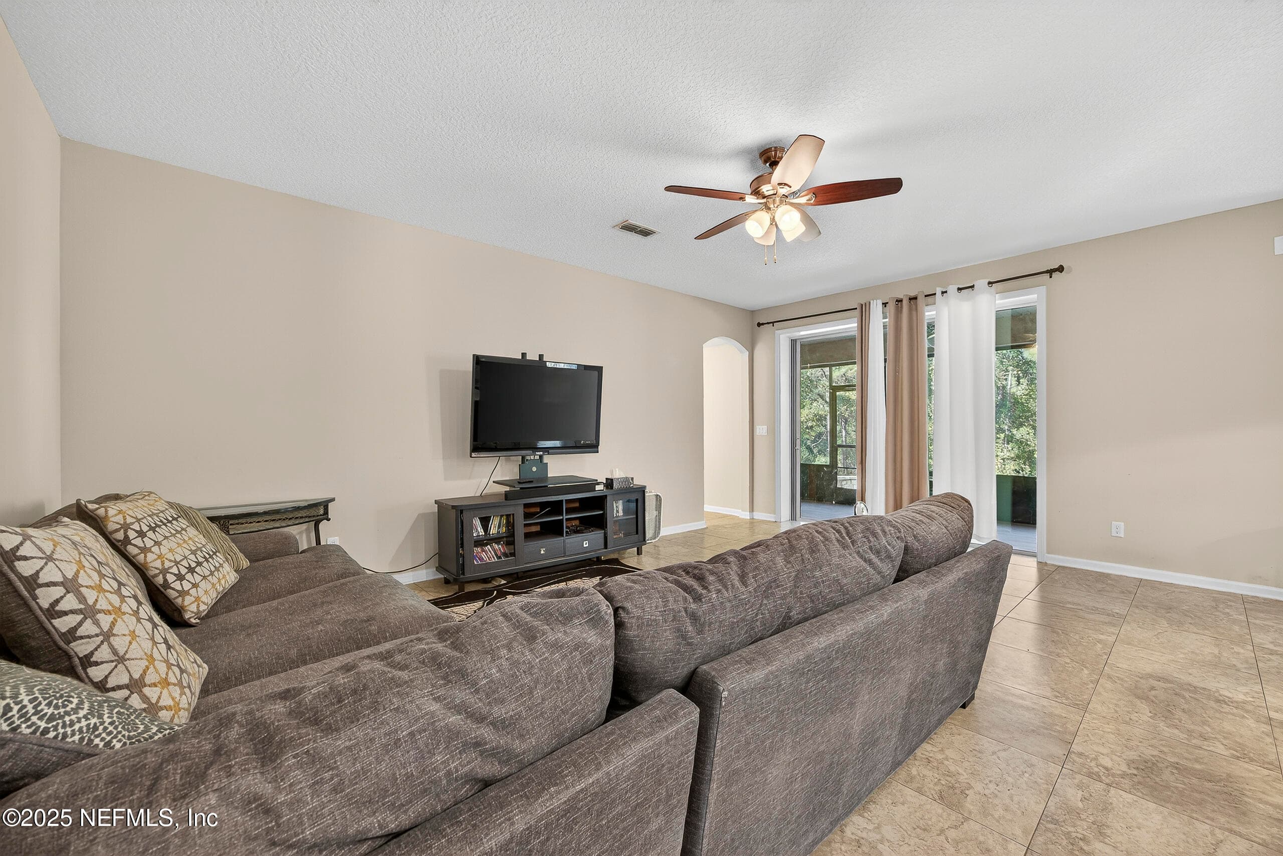 Photo 10 of 3315 SHINNECOCK Lane, Green Cove Springs, FL 32043