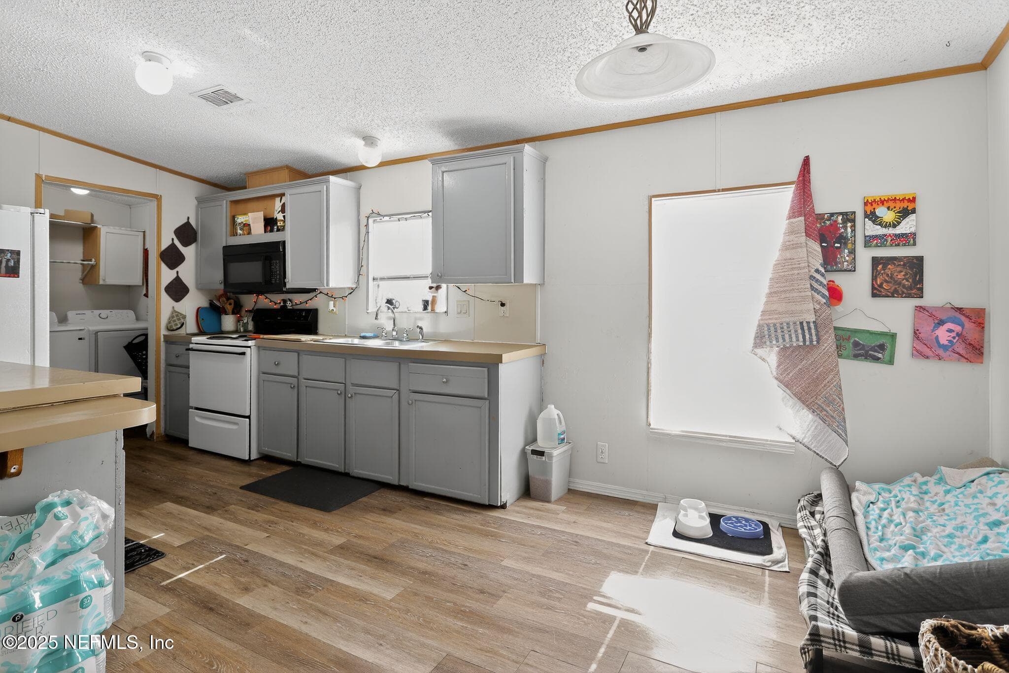 Photo 6 of 136 E MOCCASIN CREEK Lane, Palatka, FL 32177