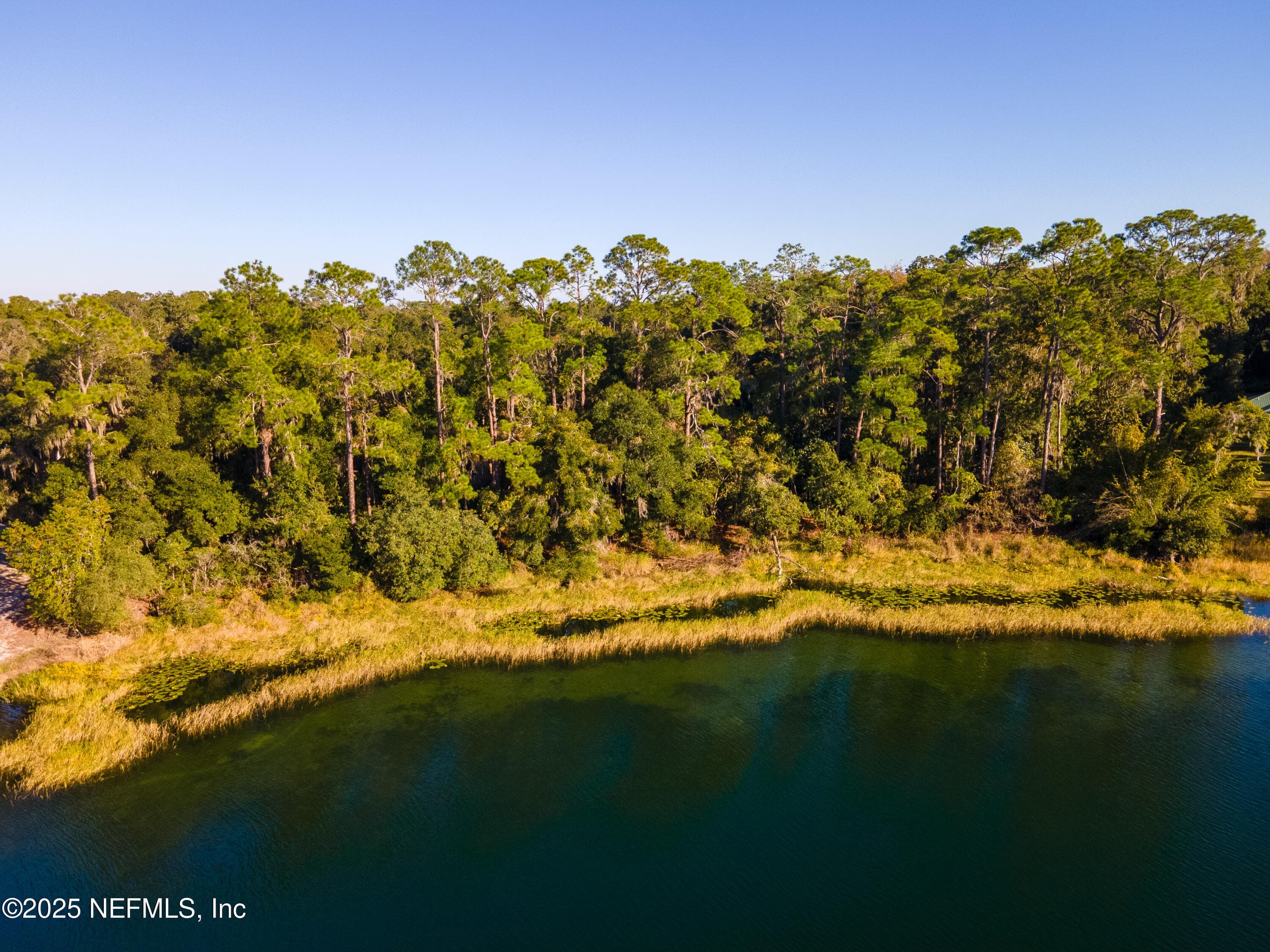 Photo 6 of 305 N WEST Street, Interlachen, FL 32148