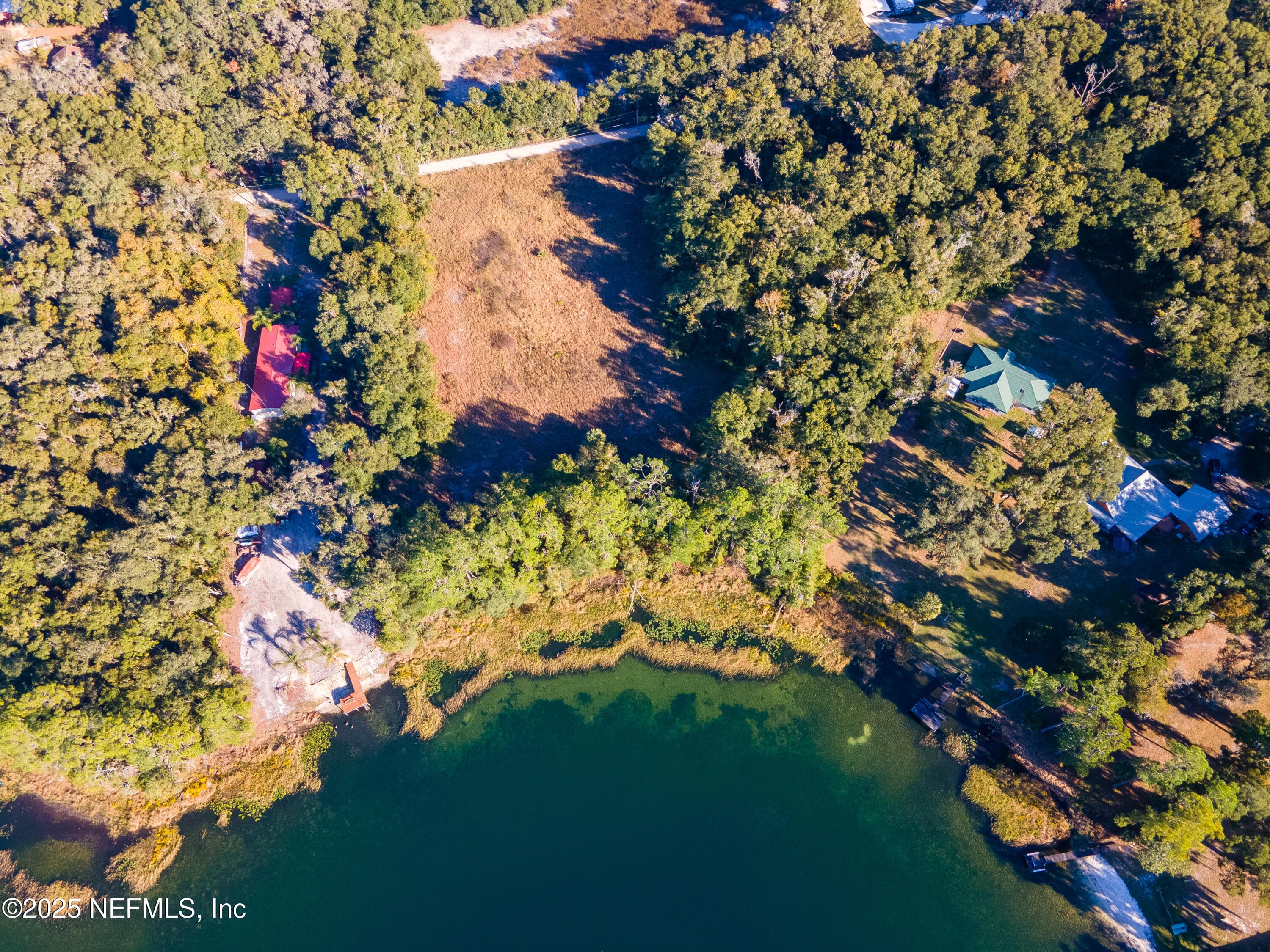 Photo 4 of 205 N WEST Street, Interlachen, FL 32148