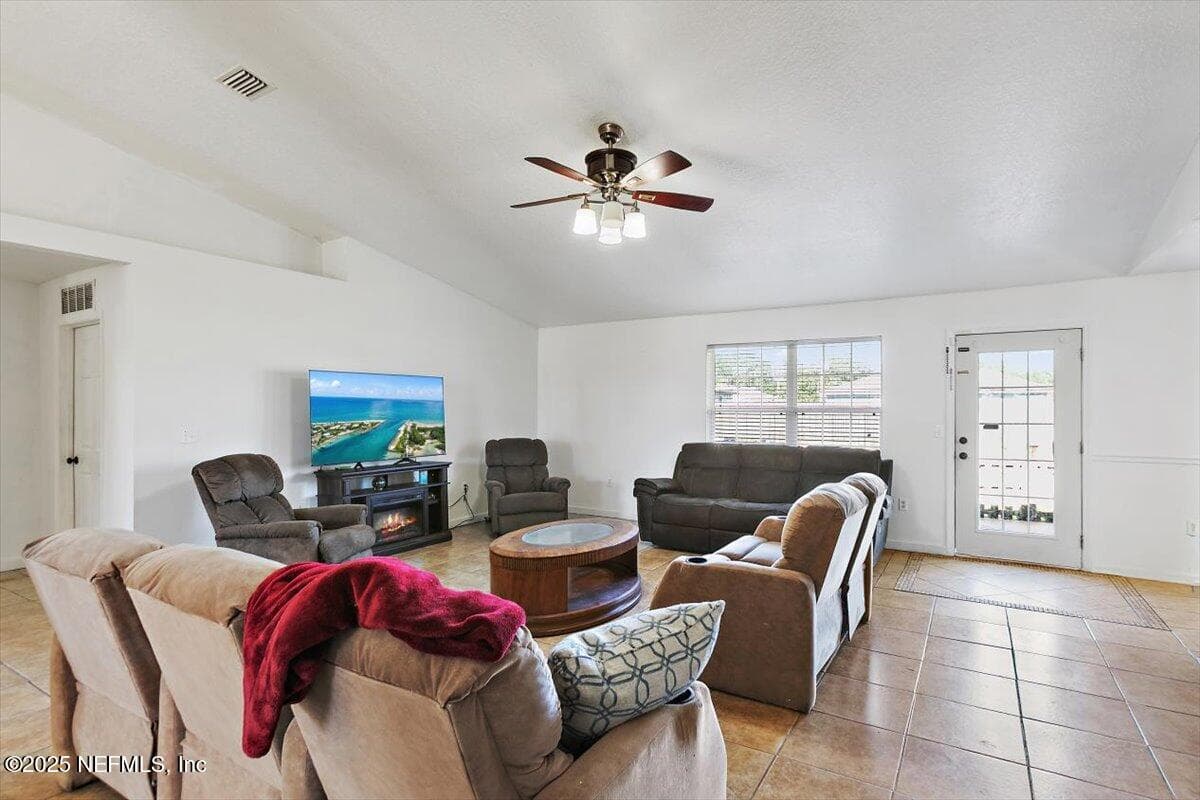 Photo 6 of 38 RED MILL Drive, Palm Coast, FL 32164