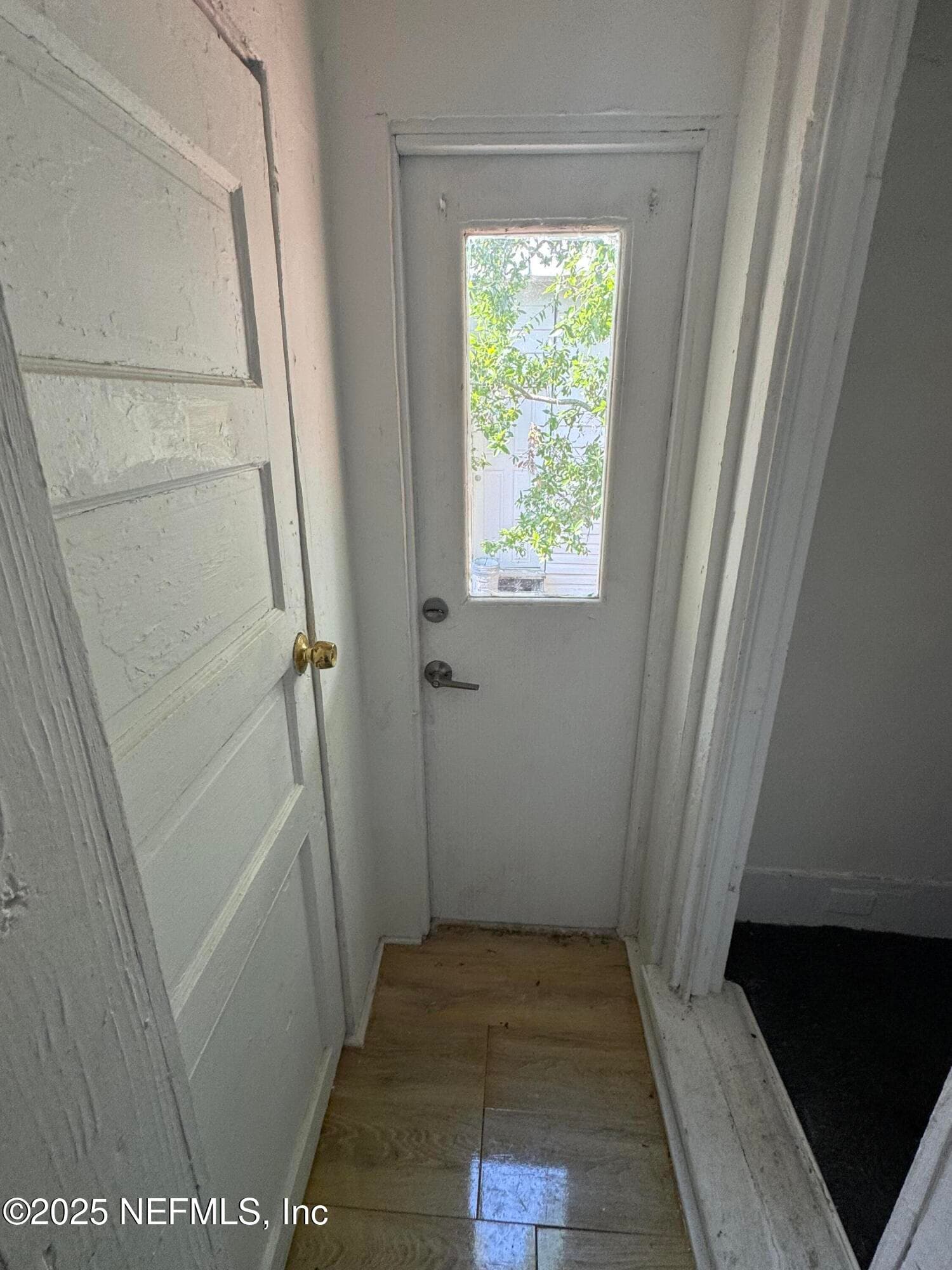 Photo 3 of 946 SPEARING Street, Jacksonville, FL 32206