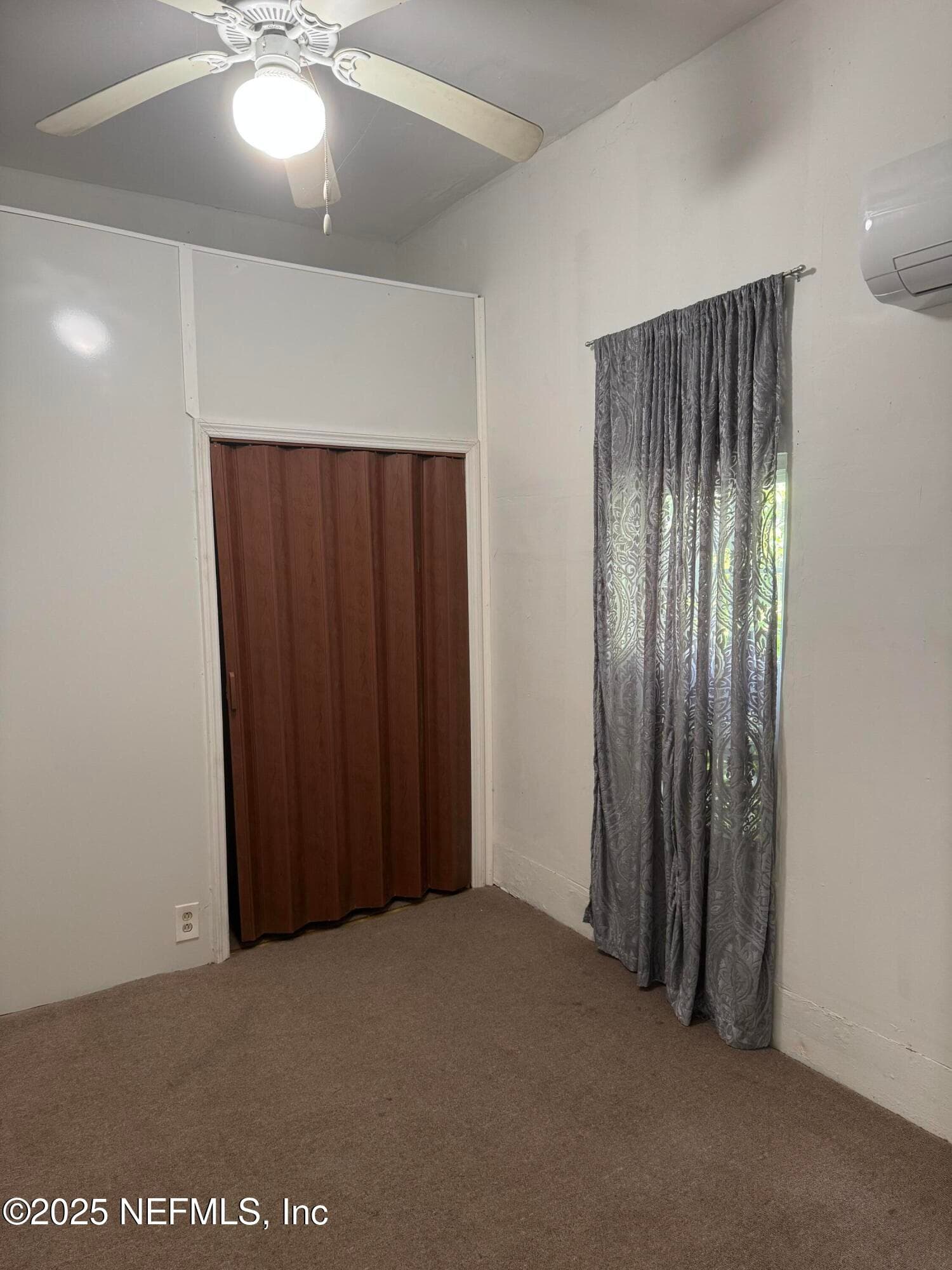 Photo 14 of 946 SPEARING Street, Jacksonville, FL 32206
