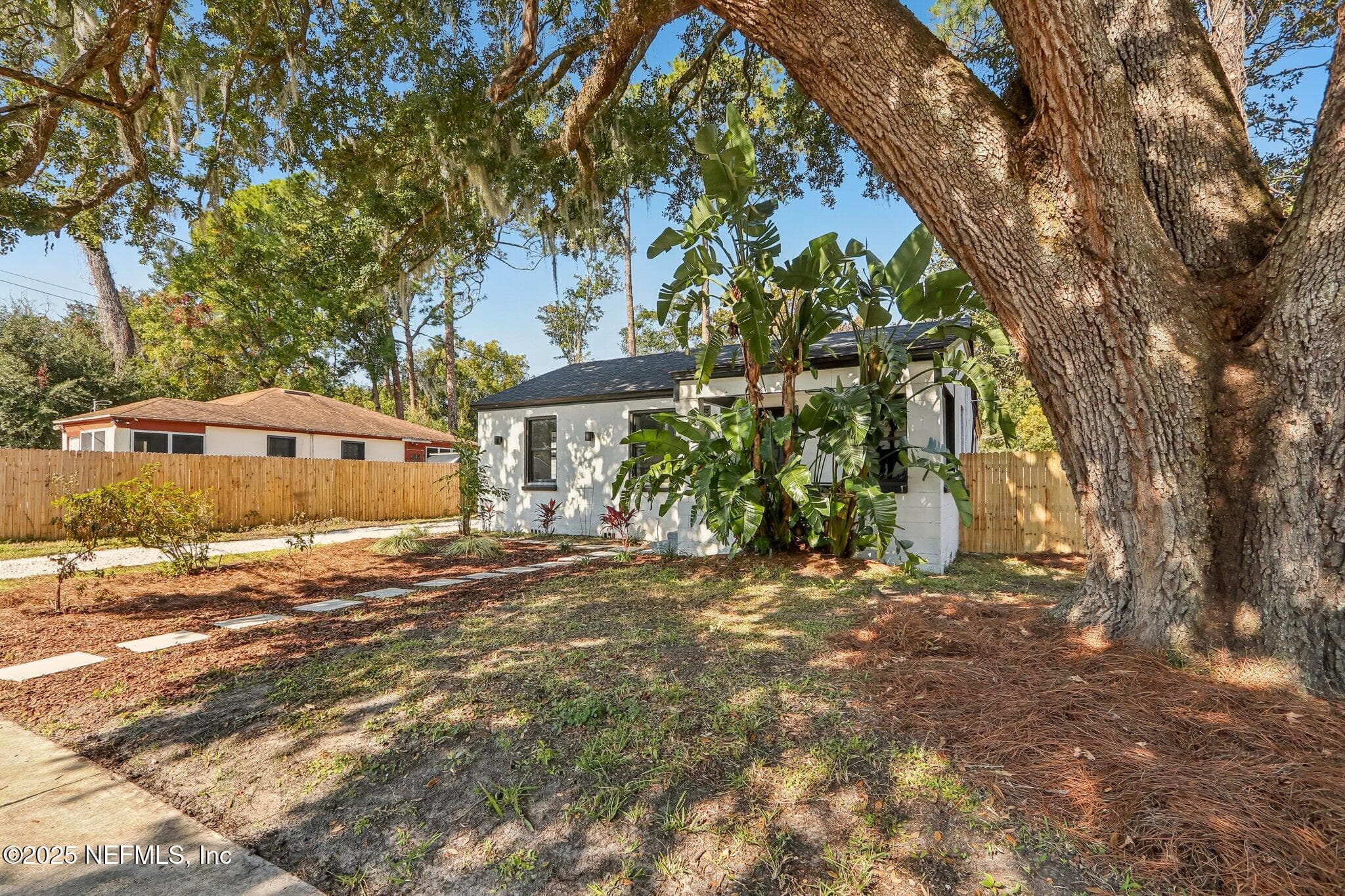 Photo 5 of 2149 INWOOD Terrace, Jacksonville, FL 32207