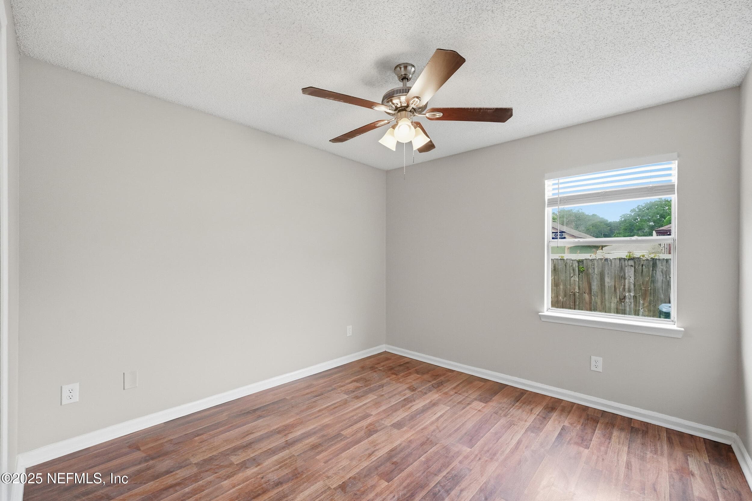 Photo 15 of 905 GAVAGAN Road, Jacksonville, FL 32233