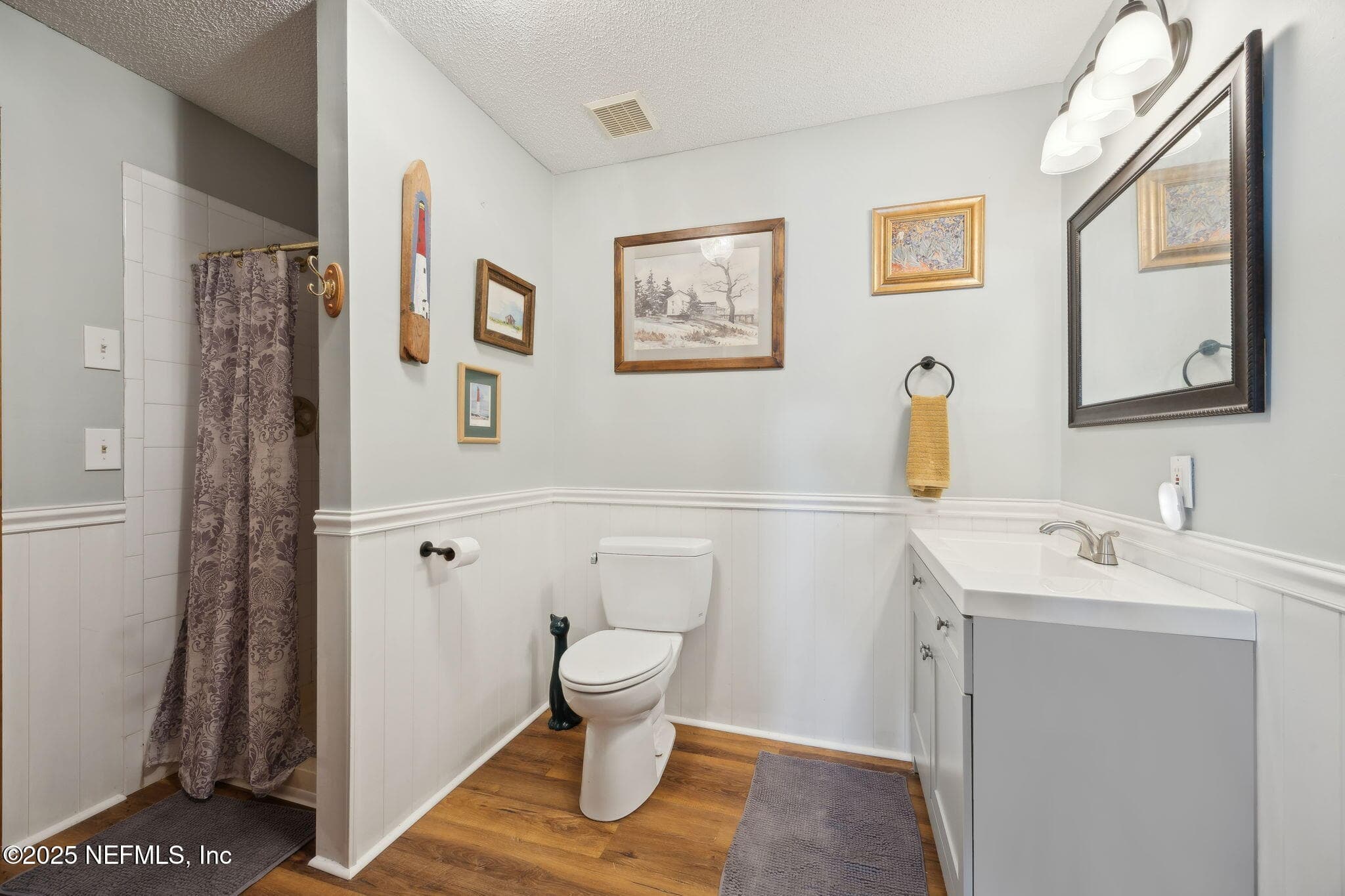 Upper-level guest bathroom view 1 — 259 S PROSPECT Street, Crescent City, FL 32112