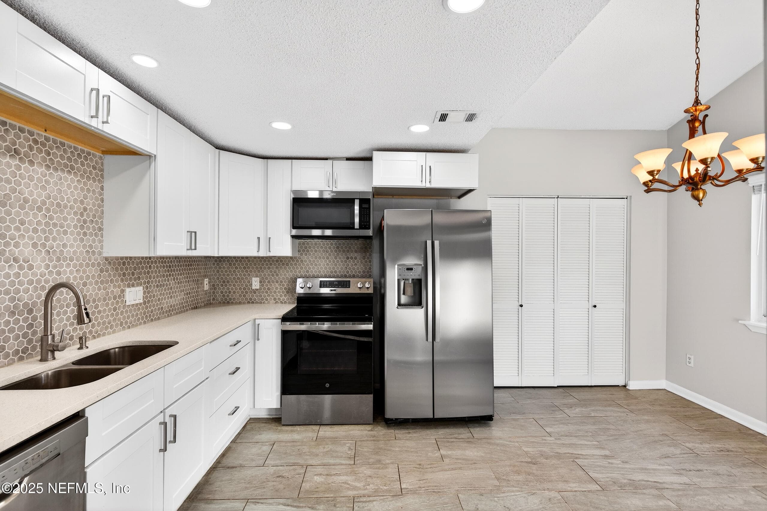 Photo 9 of 3172 VINE Street, Orange Park, FL 32065