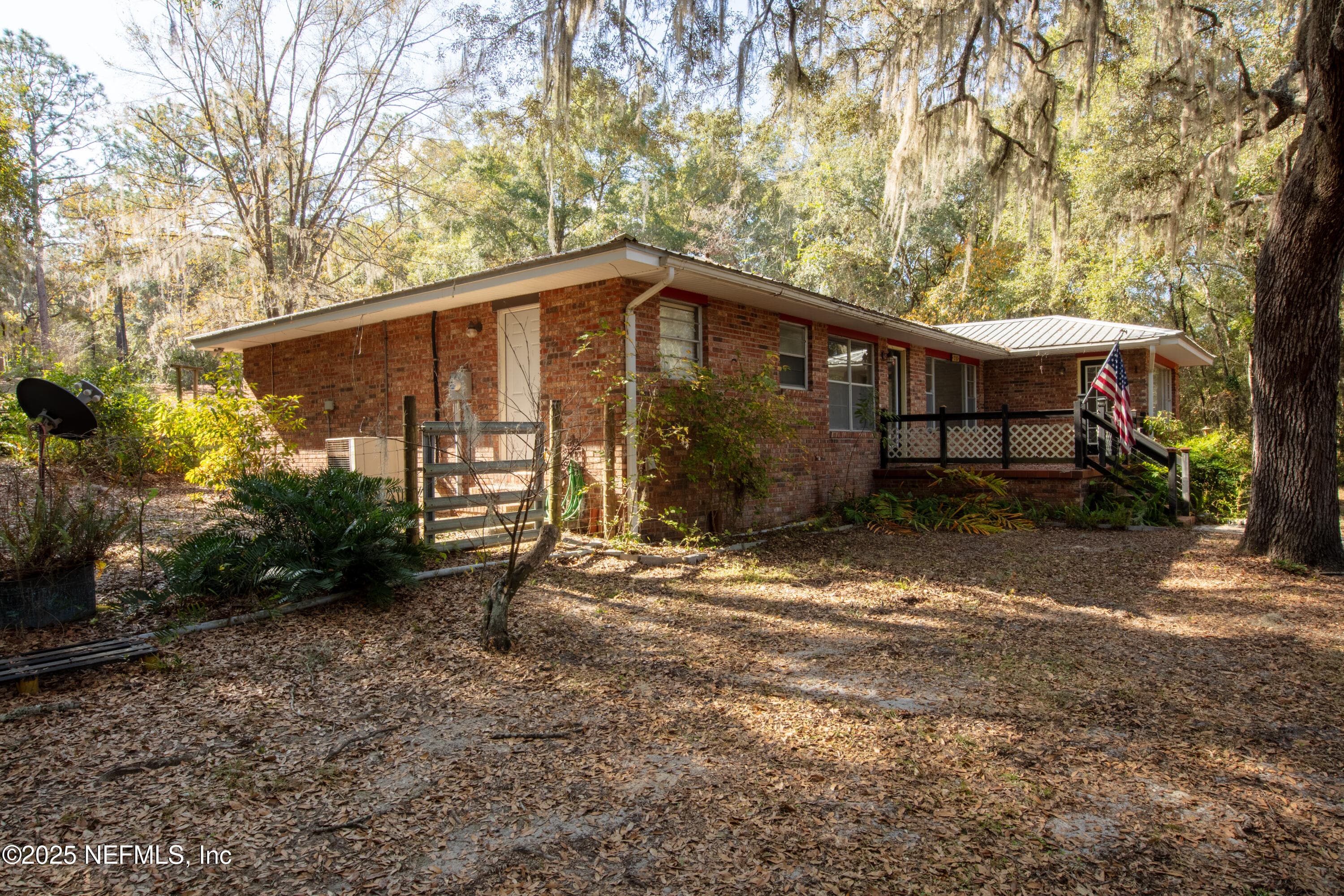 Photo 12 of 730 STATE ROAD 26, Melrose, FL 32666