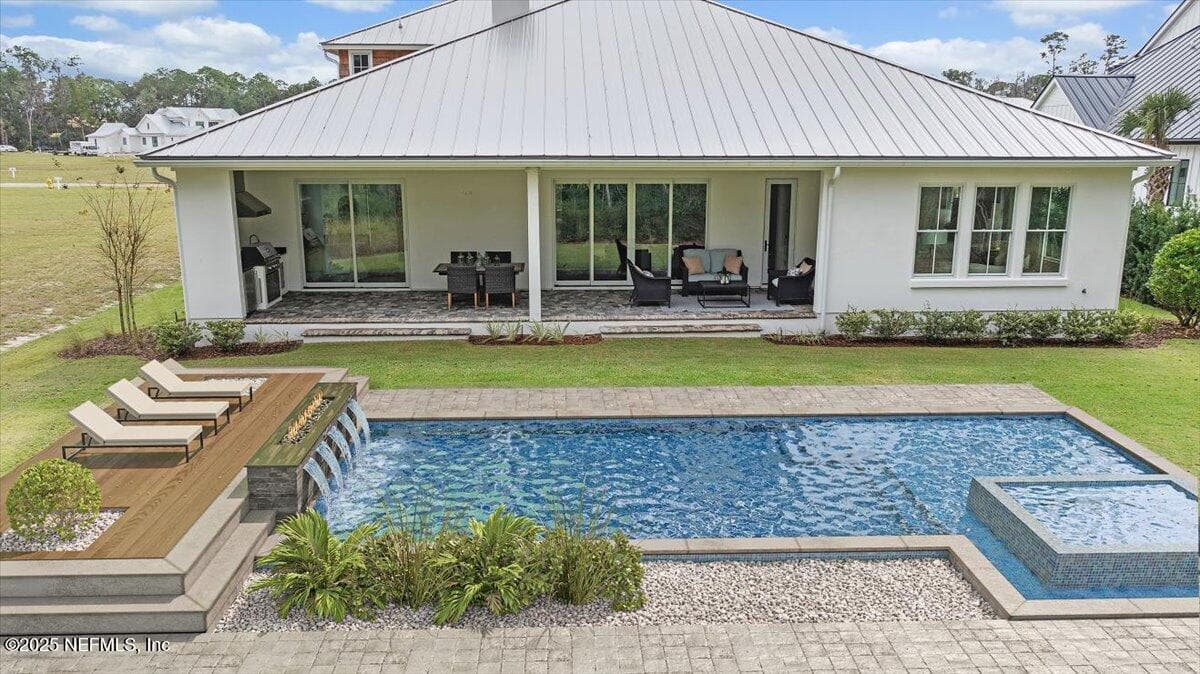 Virtual Pool- but plenty of space! — 130 WHISTLING PALM Court, Ponte Vedra, FL 32081
