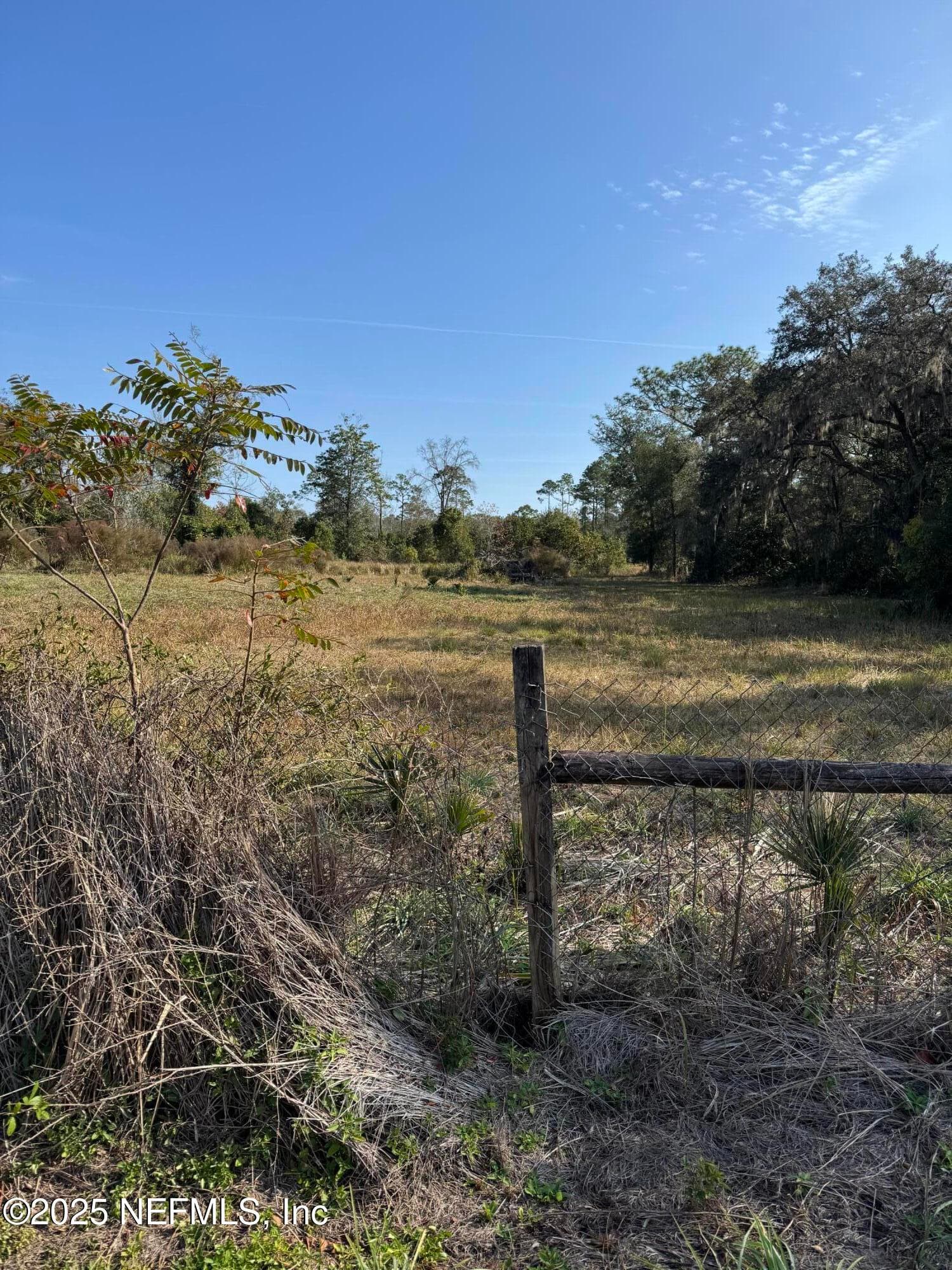 Photo 4 of 102 GREENVILLE Road, Pomona Park, FL 32181