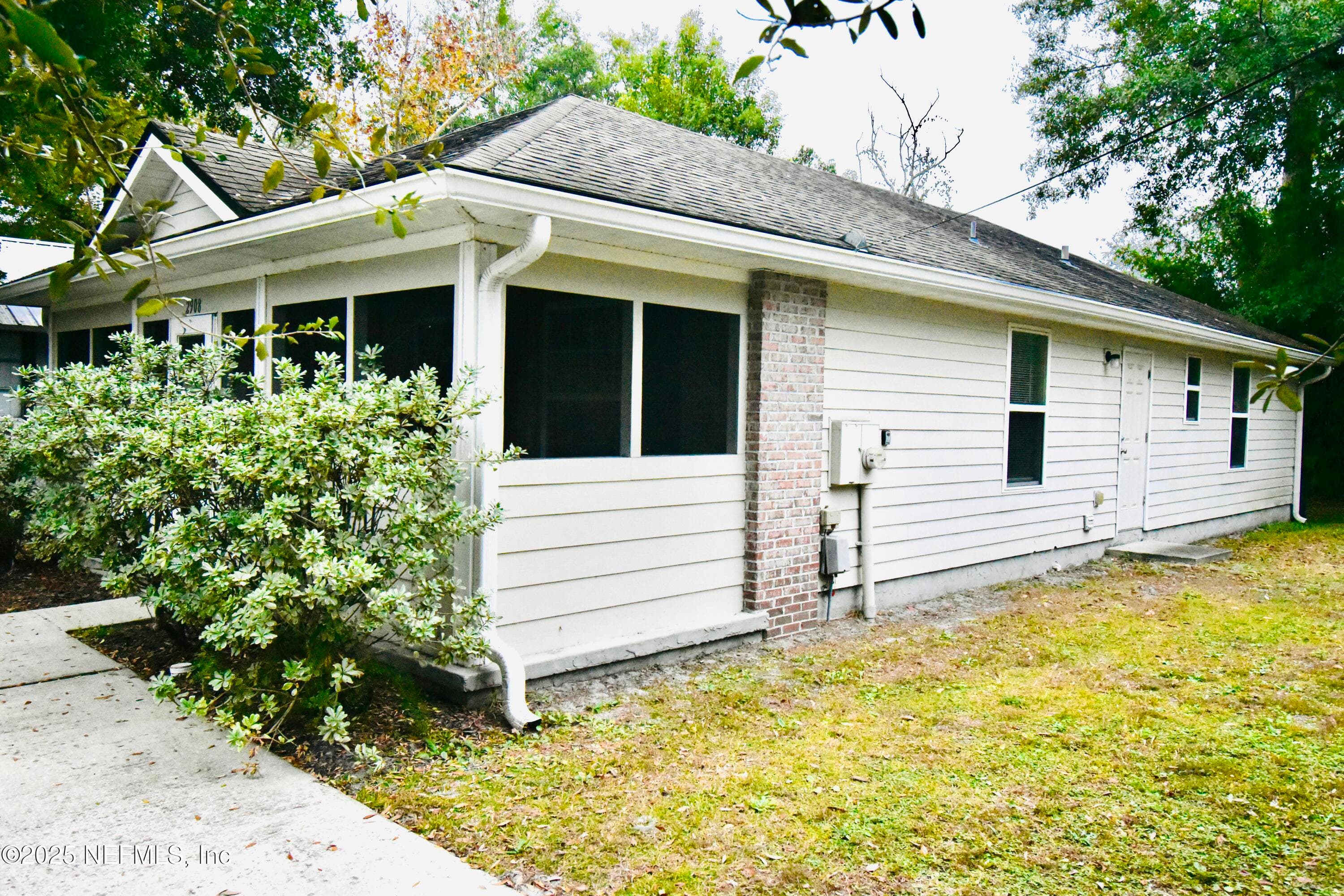 Photo 4 of 2908 SPENCER Street, Jacksonville, FL 32254