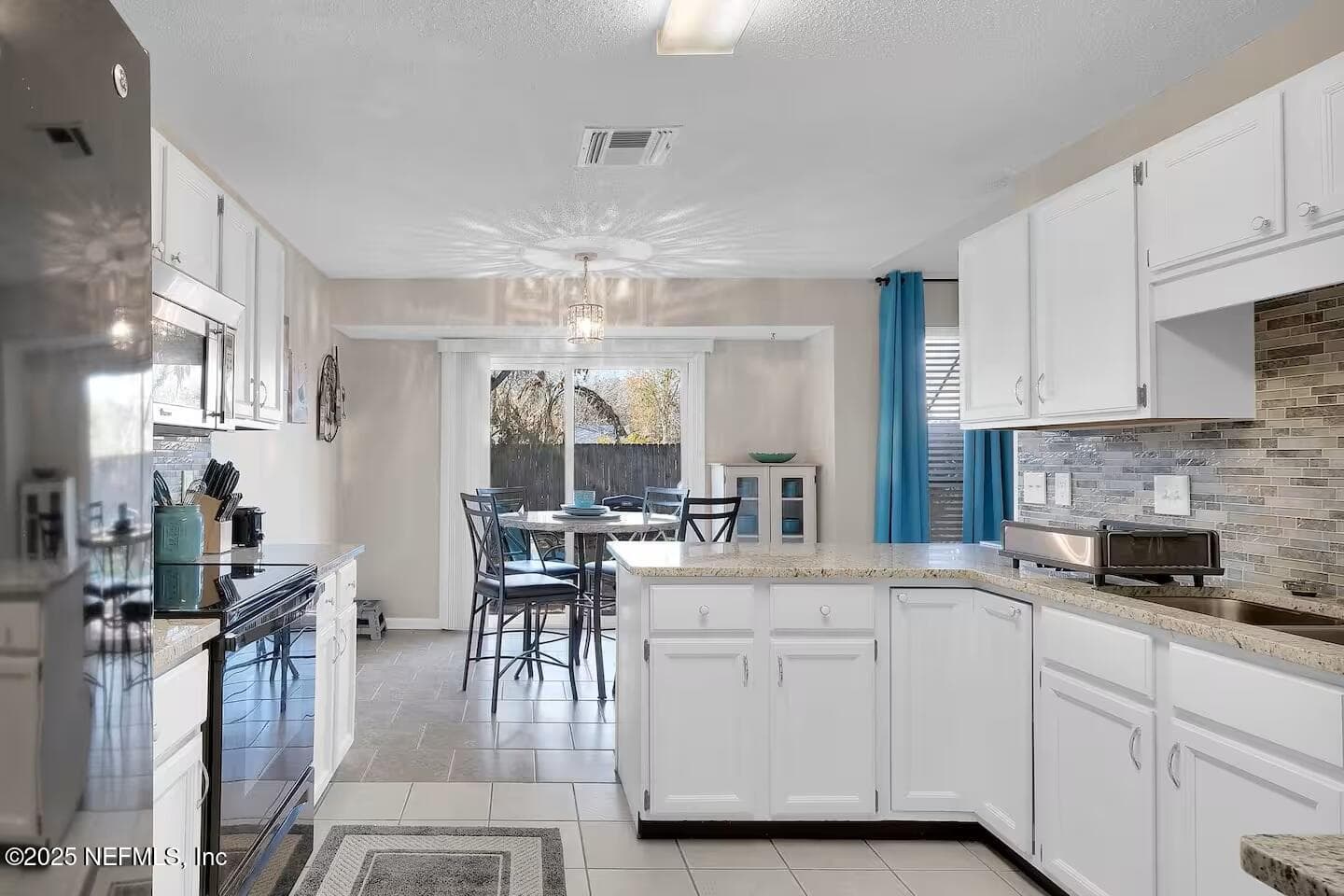 Photo 8 of 7826 ALLSPICE Circle E, Jacksonville, FL 32244