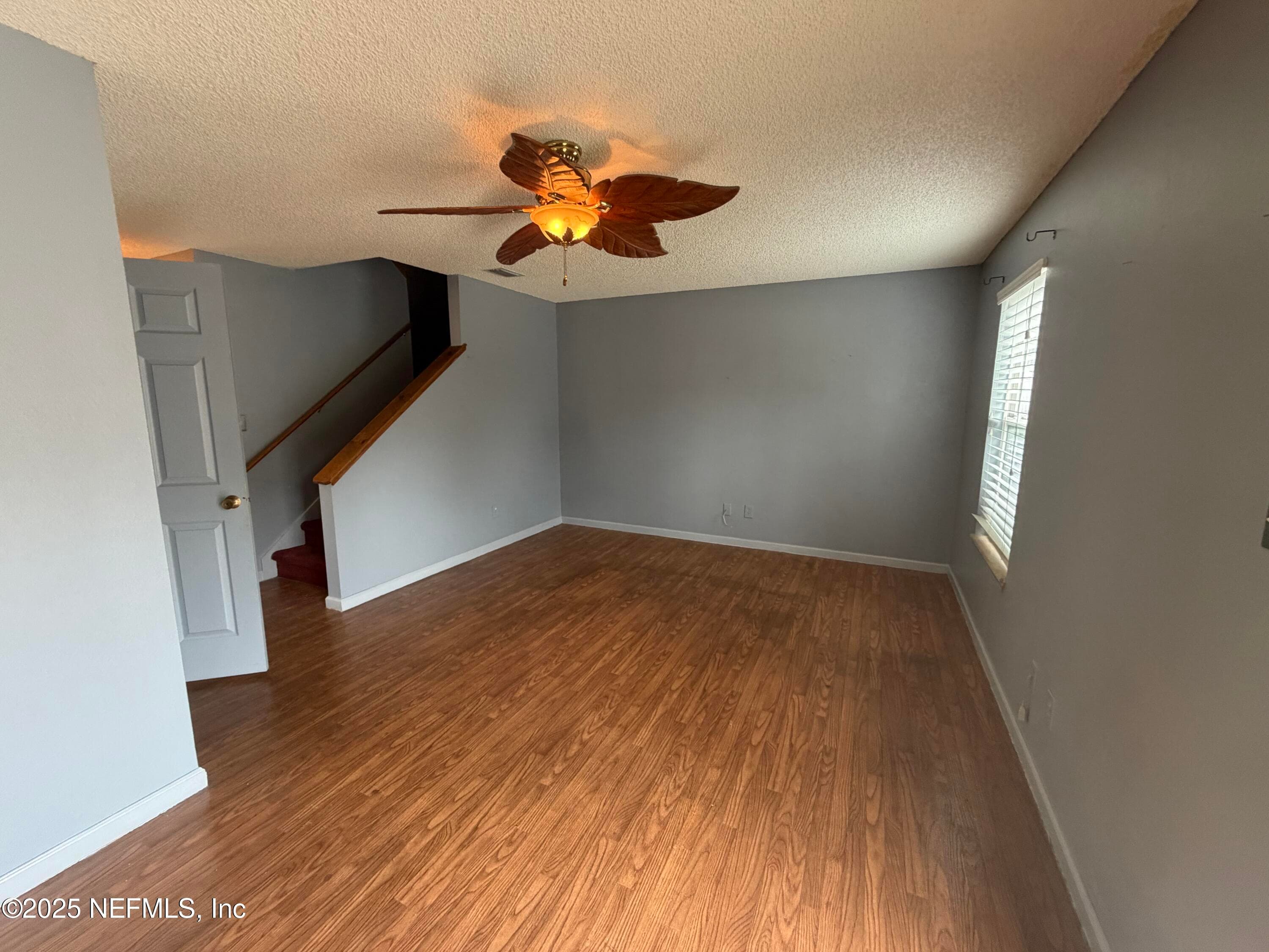 Photo 4 of 1114 SCHEIDEL Court, Atlantic Beach, FL 32233