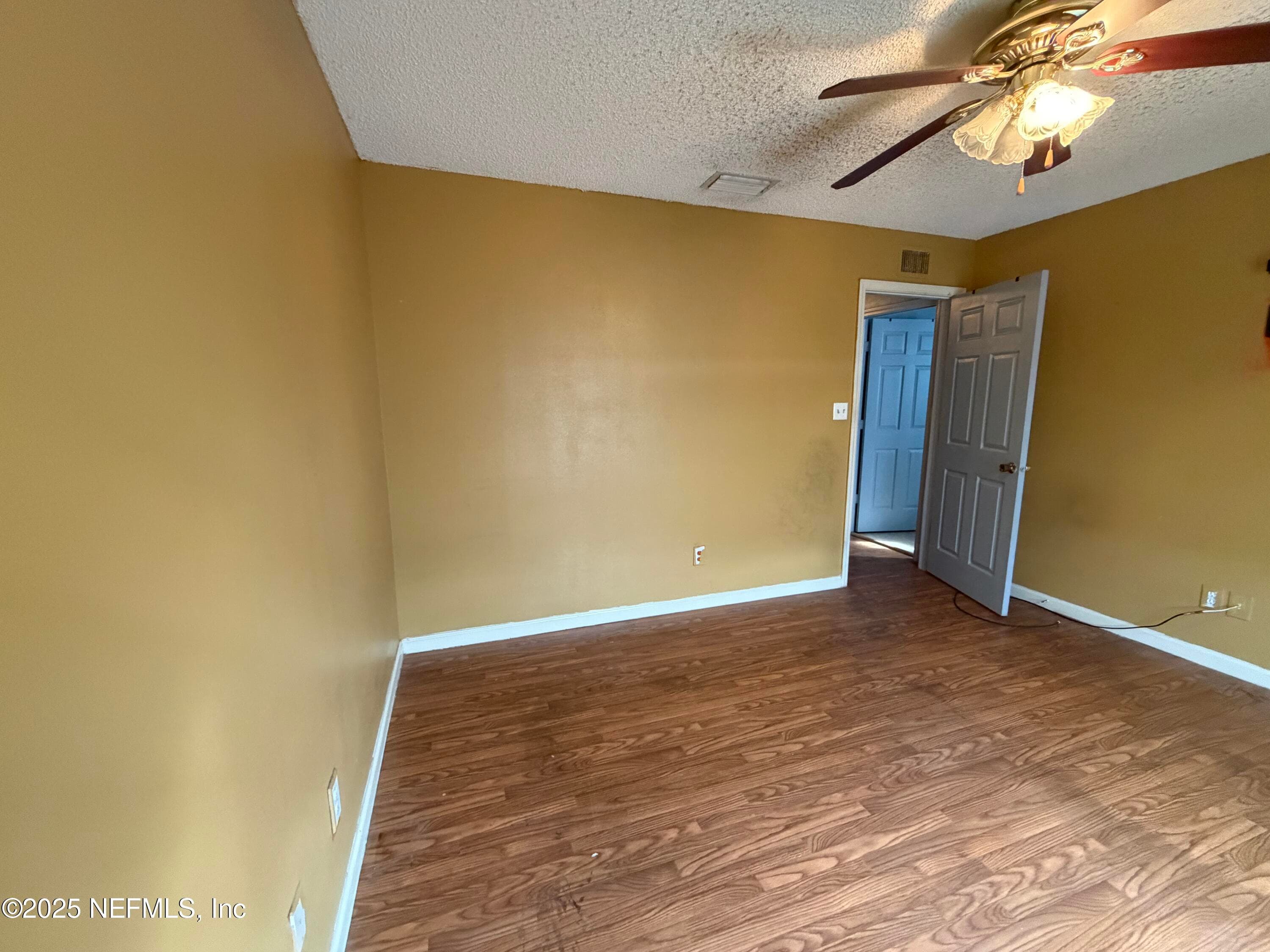 Photo 11 of 1114 SCHEIDEL Court, Atlantic Beach, FL 32233