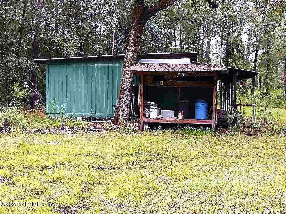 Photo 8 of 799 ROBERTS AMAN Road, Perry, FL 32347