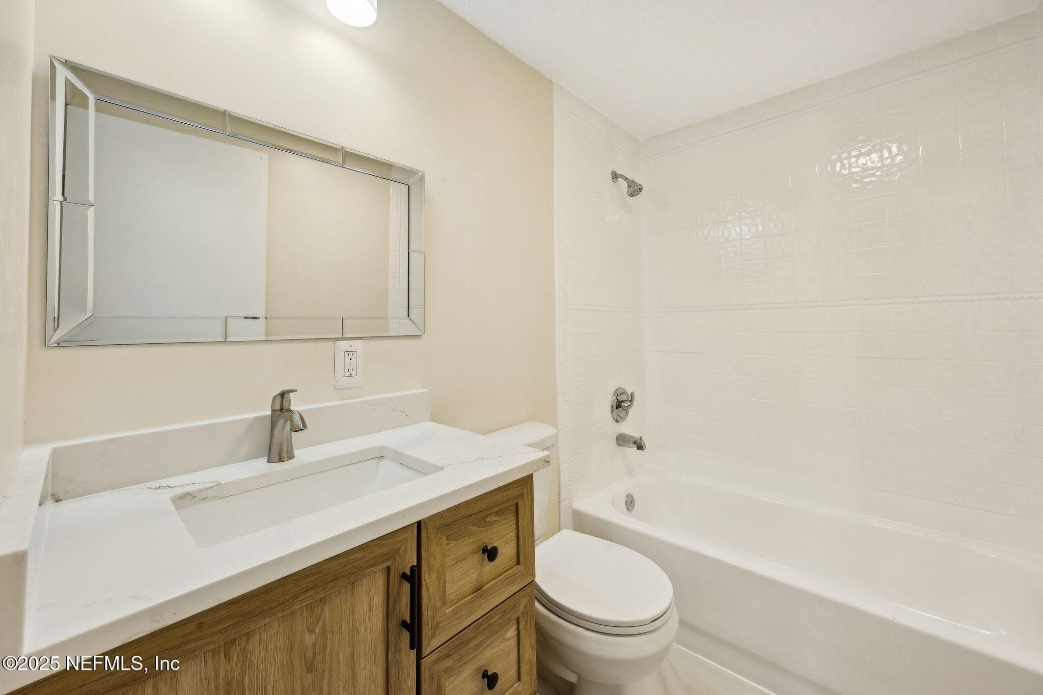 Hall Bath for secondary bedrooms — 7611 MC COWAN Drive, Jacksonville, FL 32244