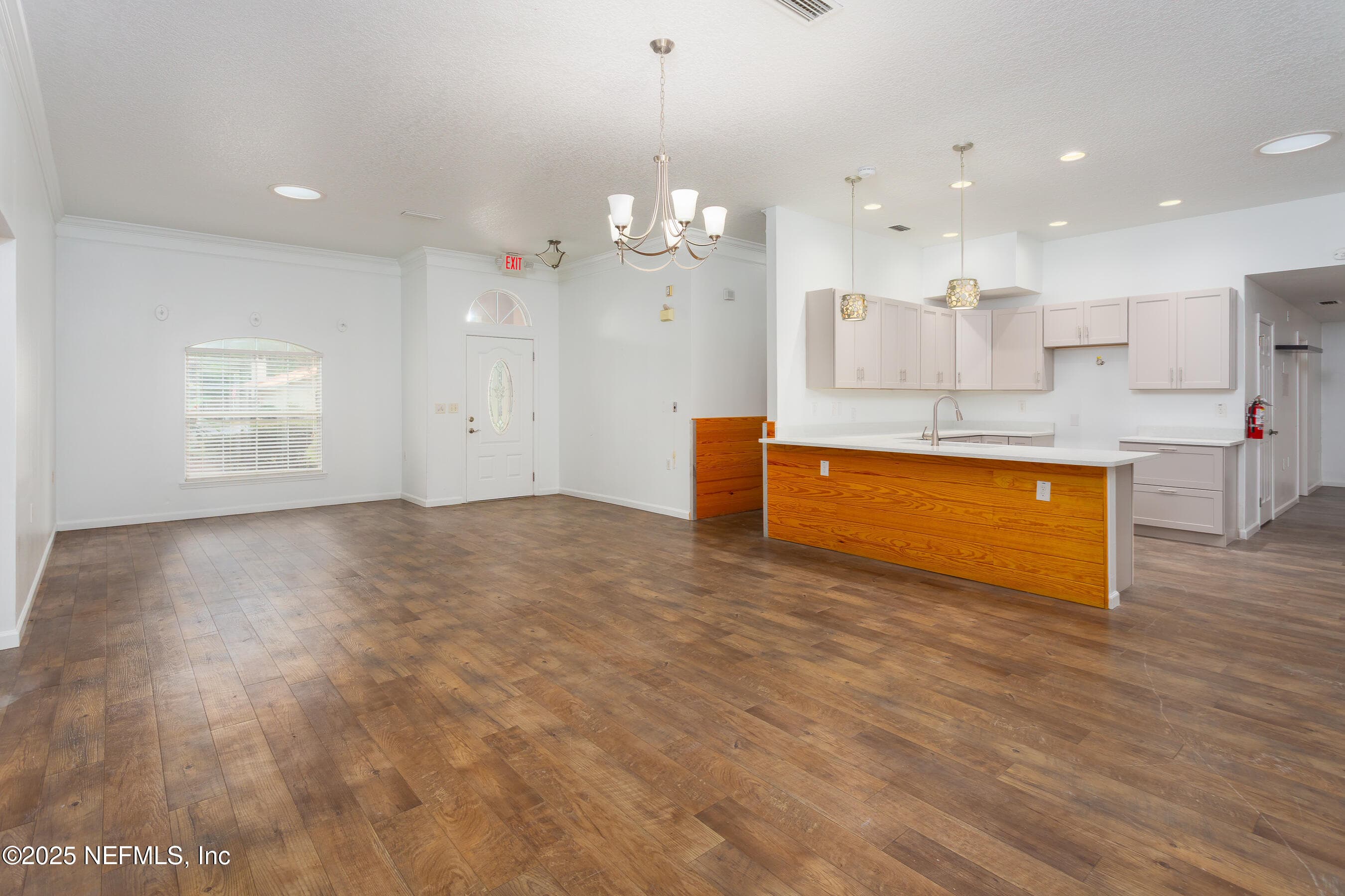 Photo 4 of 164 CAROLE Road, Palatka, FL 32177