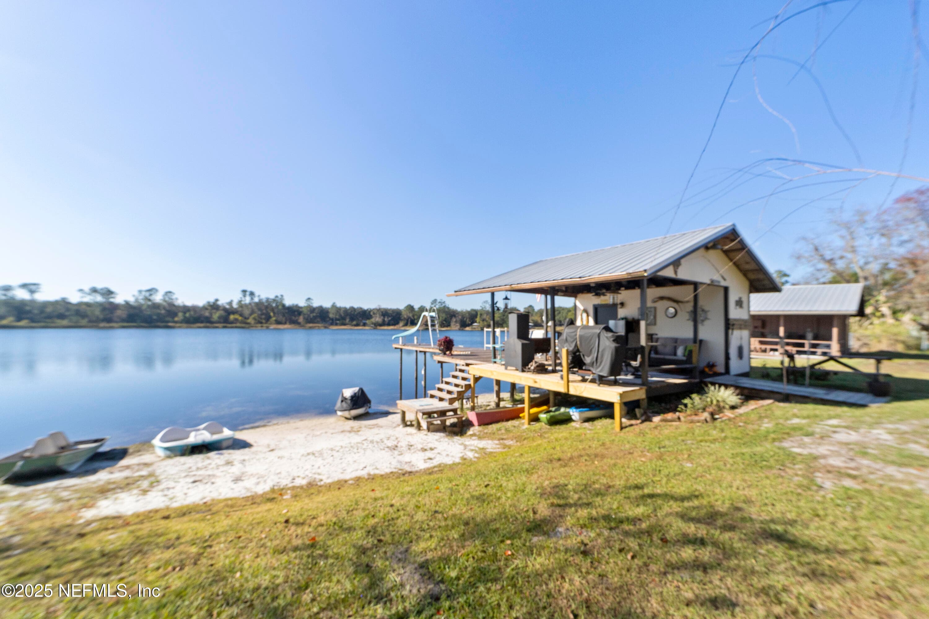 Photo 6 of 107 CHURCH LAKE Drive, Interlachen, FL 32148