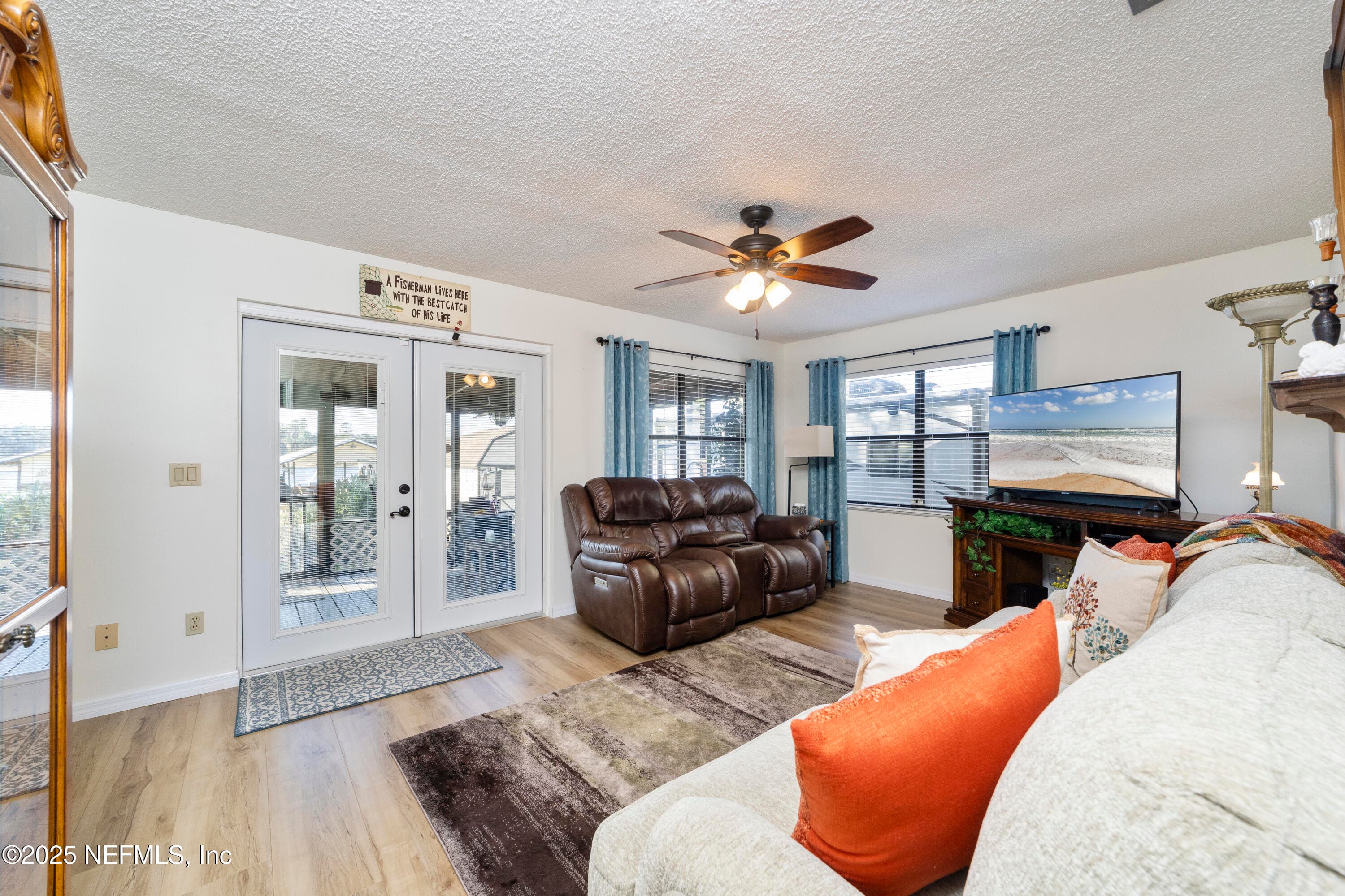 Photo 35 of 107 CHURCH LAKE Drive, Interlachen, FL 32148