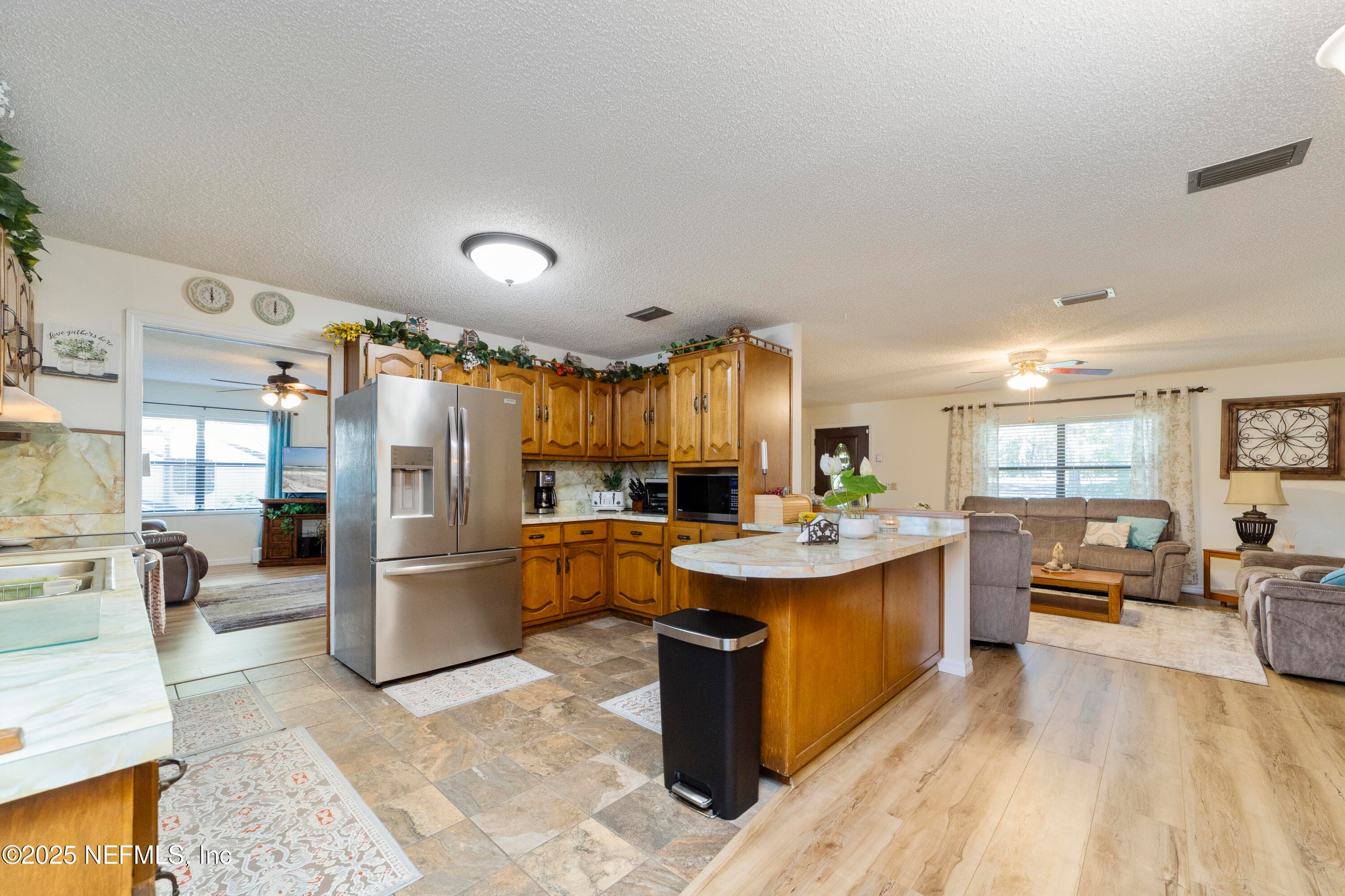 Photo 41 of 107 CHURCH LAKE Drive, Interlachen, FL 32148
