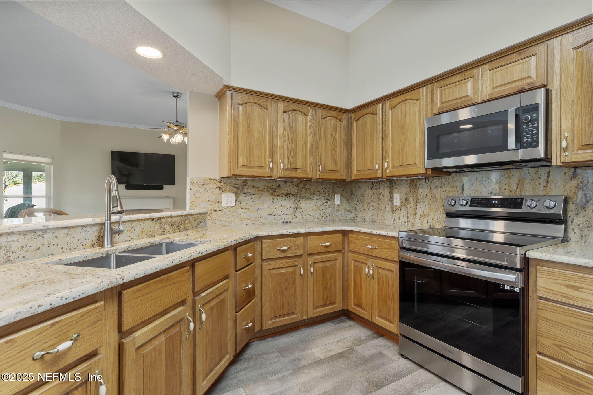 Photo 11 of 2134 FLINTLOCK Court, Green Cove Springs, FL 32043