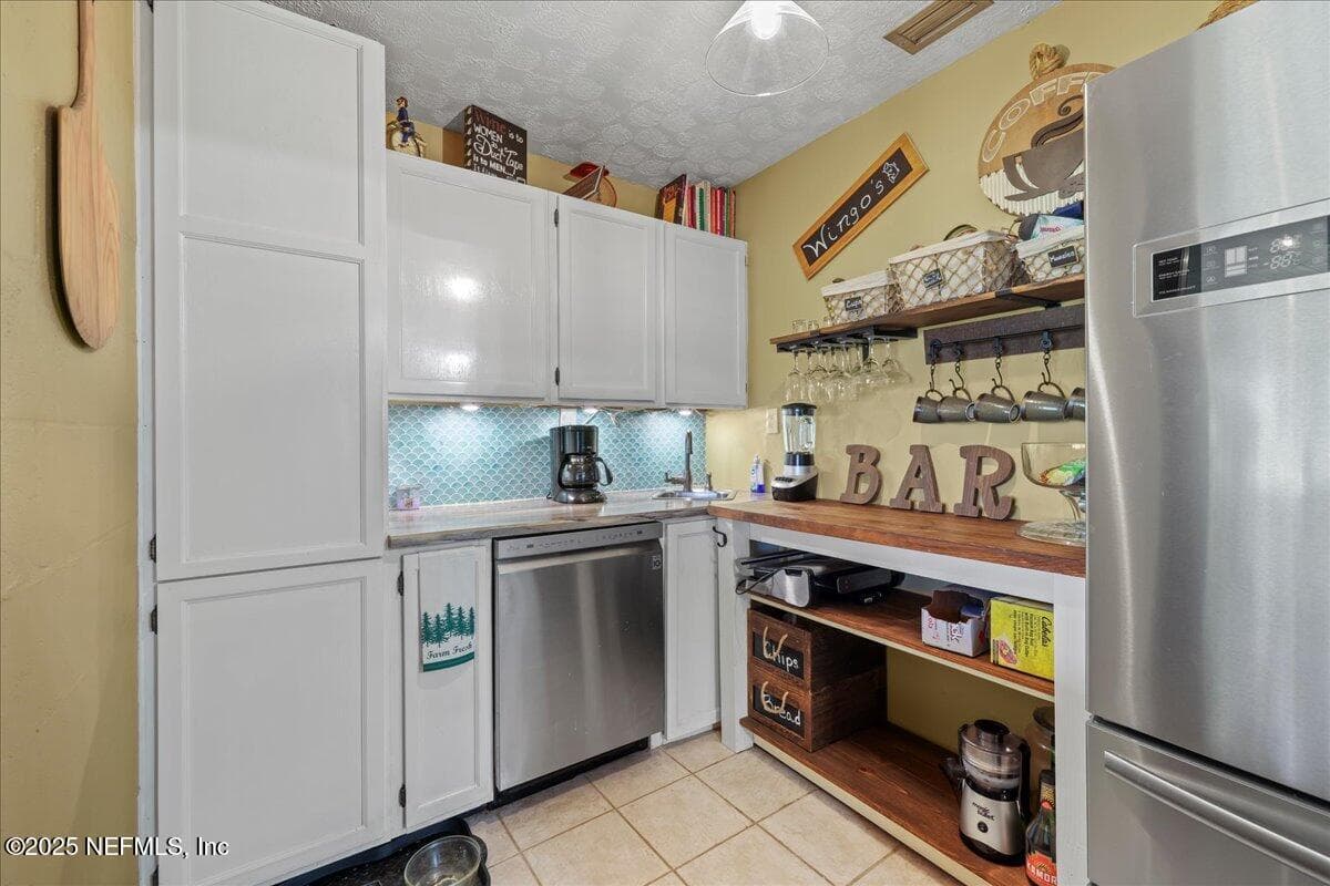 Photo 18 of 188 PALM Drive, Georgetown, FL 32139