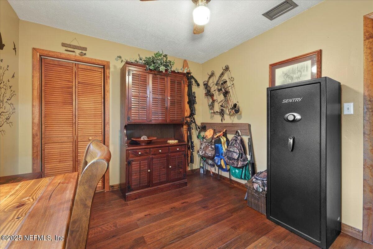 Photo 21 of 188 PALM Drive, Georgetown, FL 32139