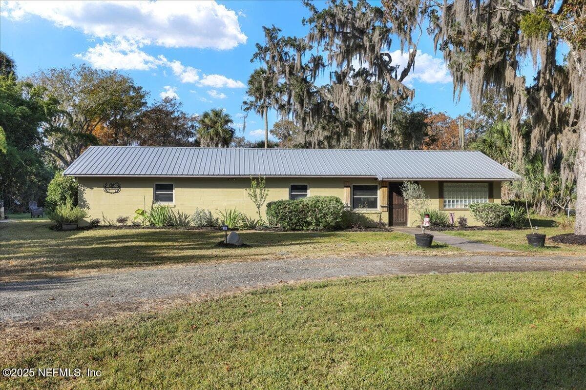 Photo 11 of 188 PALM Drive, Georgetown, FL 32139