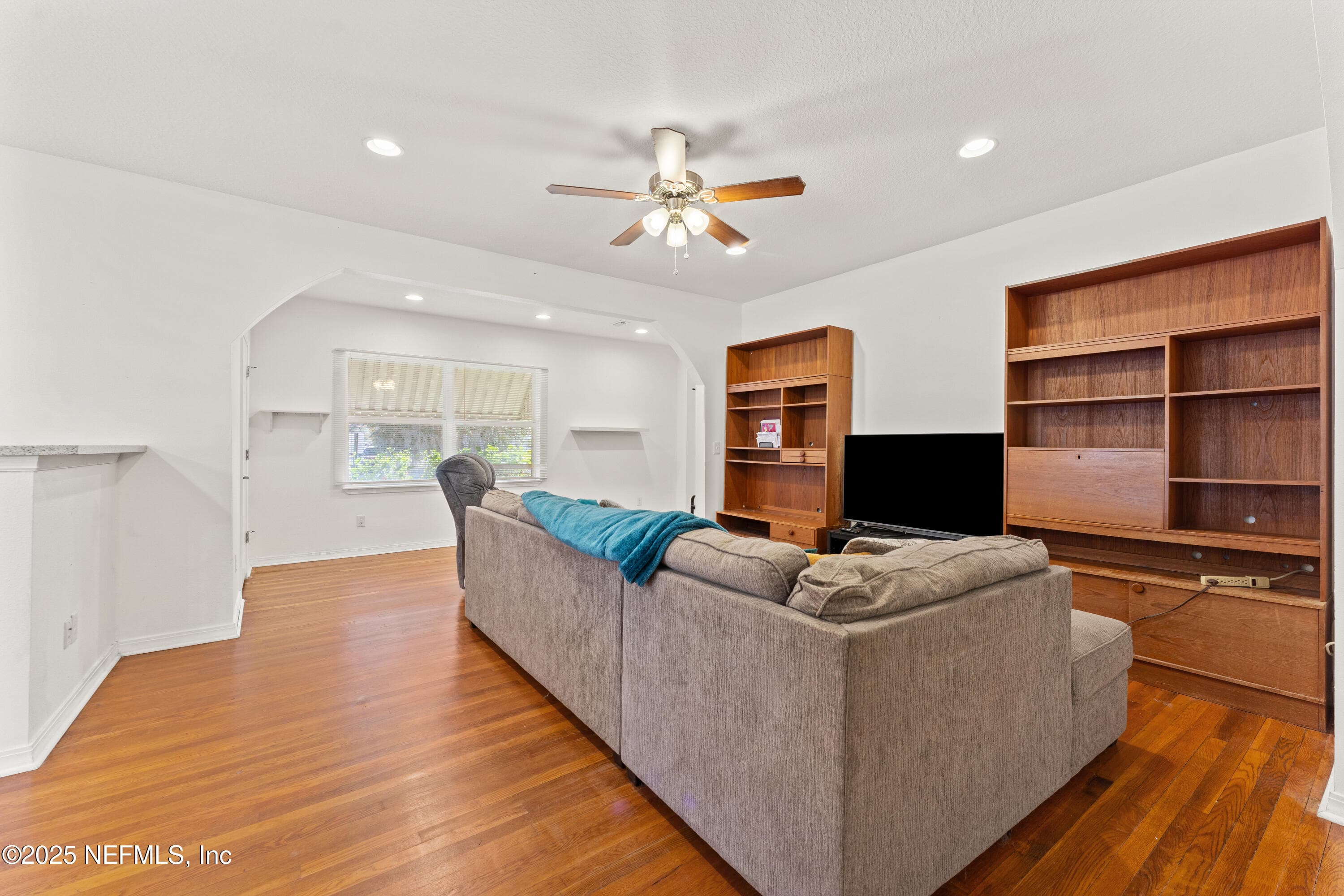 Photo 7 of 34 N COLLEGE Street, Macclenny, FL 32063