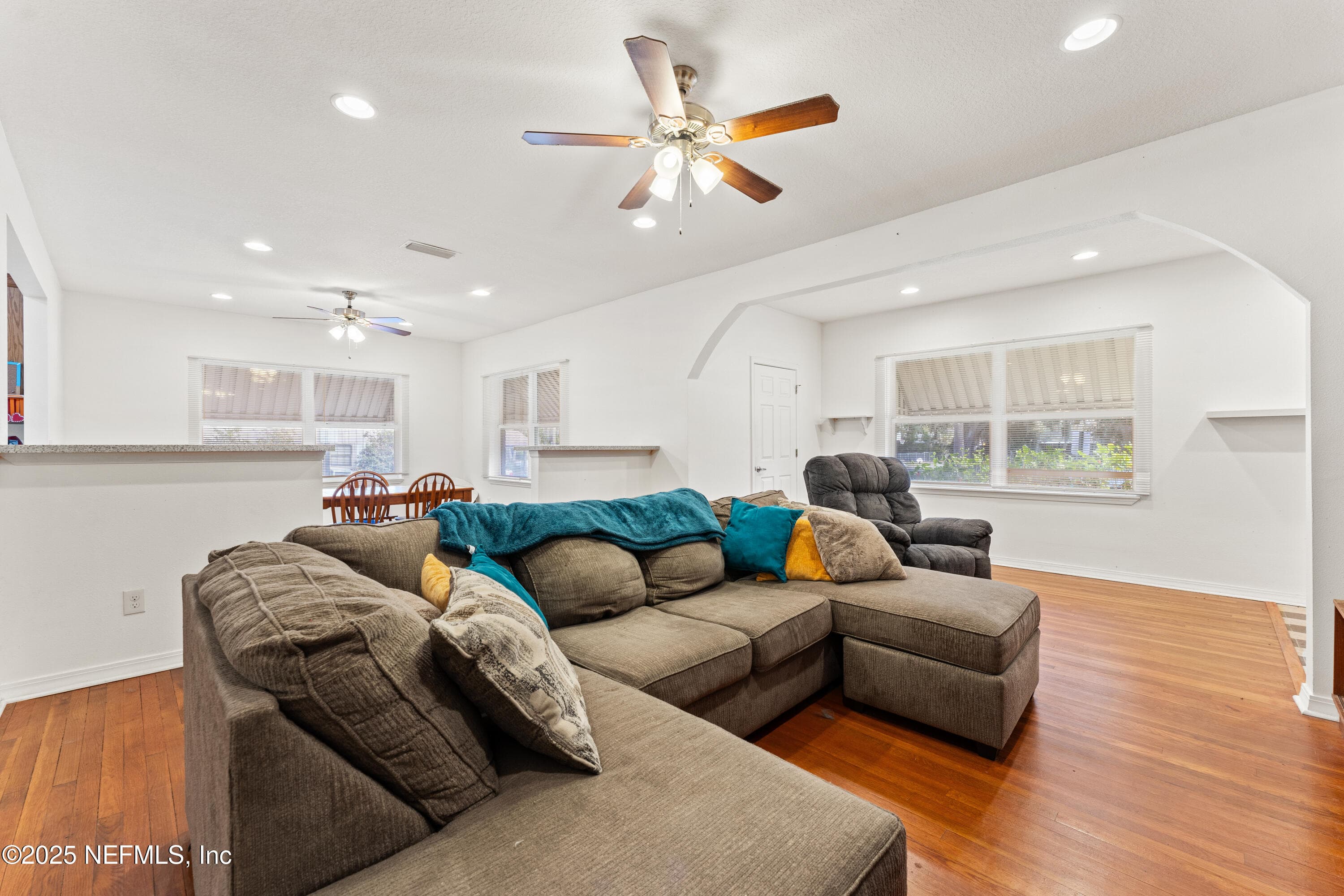 Photo 6 of 34 N COLLEGE Street, Macclenny, FL 32063