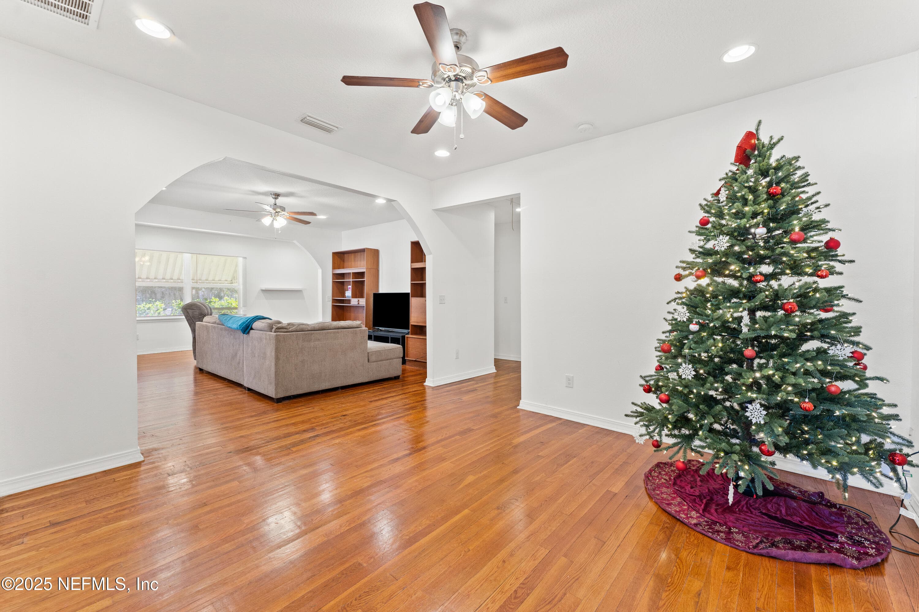 Photo 9 of 34 N COLLEGE Street, Macclenny, FL 32063