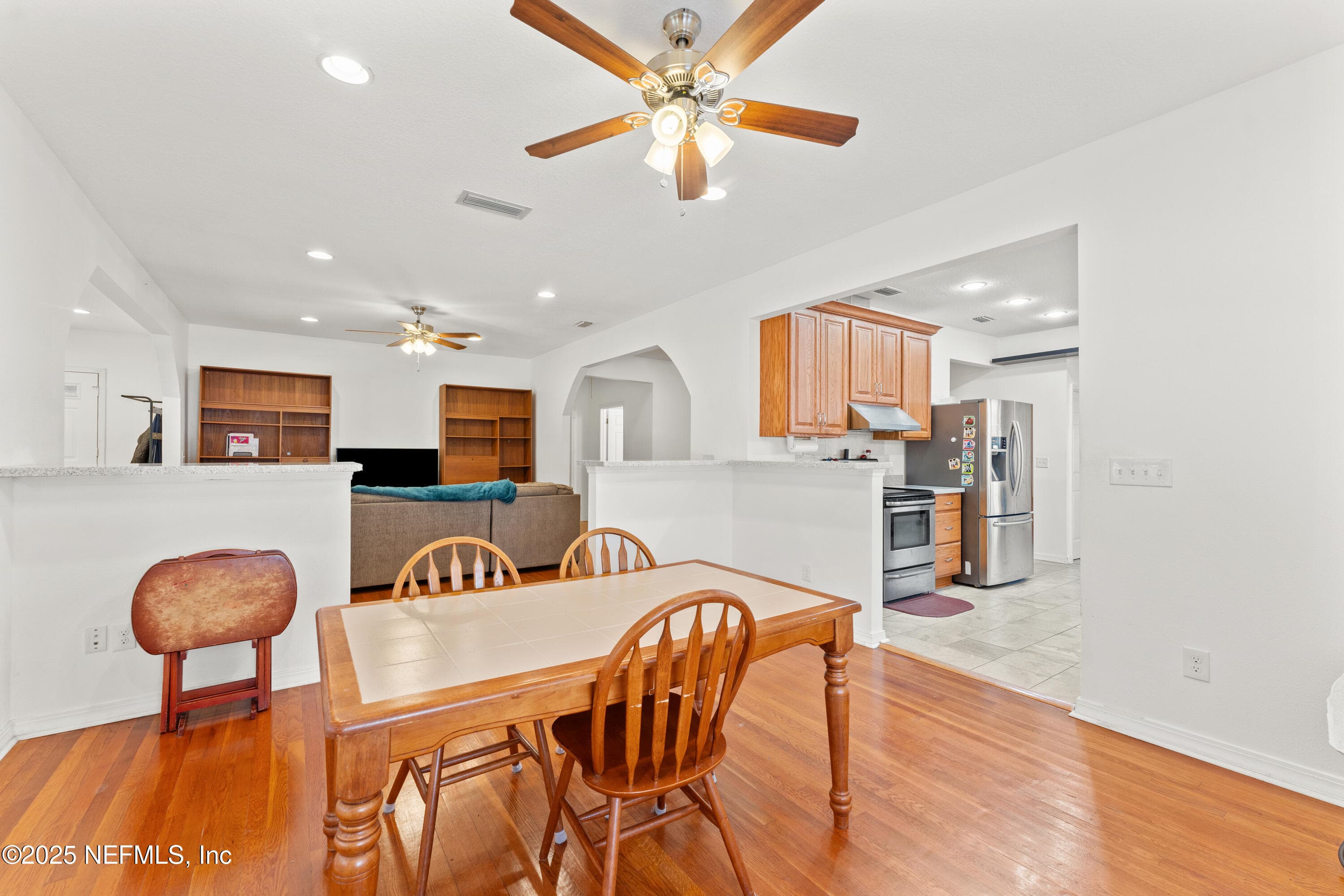 Photo 13 of 34 N COLLEGE Street, Macclenny, FL 32063